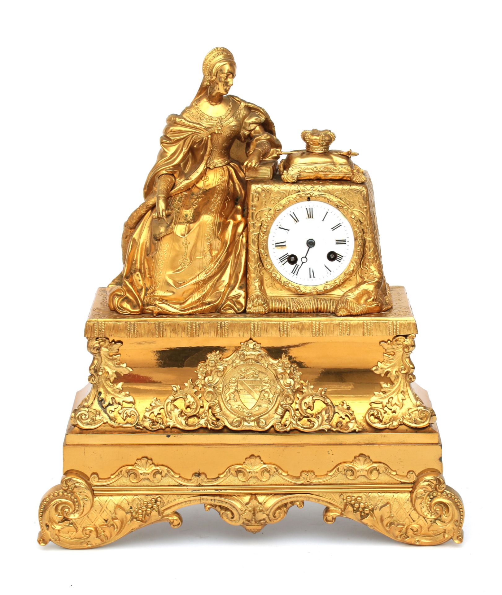 Newly gilt, de case crowned with a lady seated with regalia (crown damaged), de dial face with