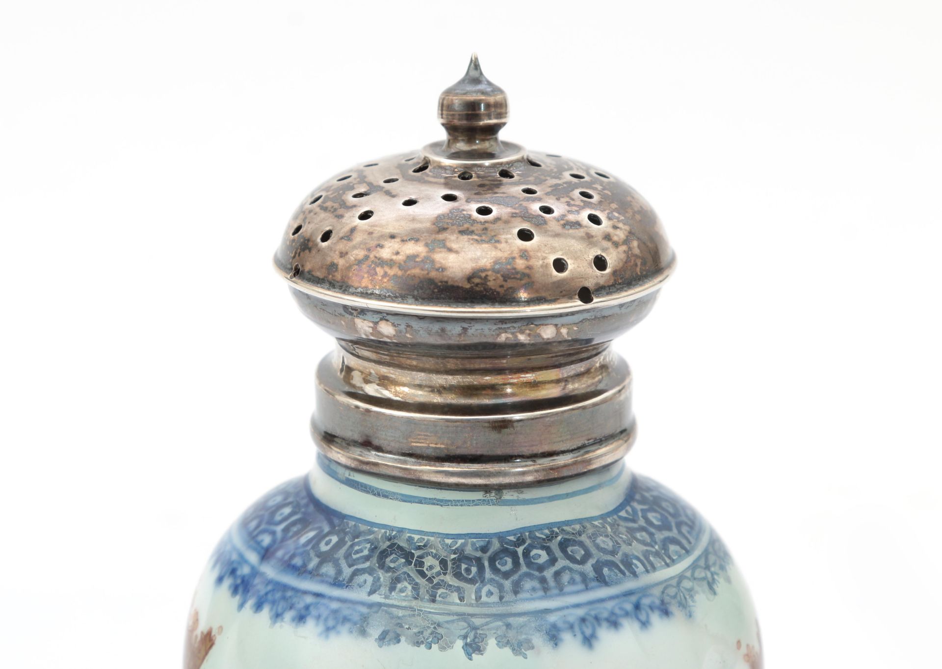 A silver and brass mounted Chinese export (Chine de commande) tea caddy with the Sichterman family - Bild 5 aus 5