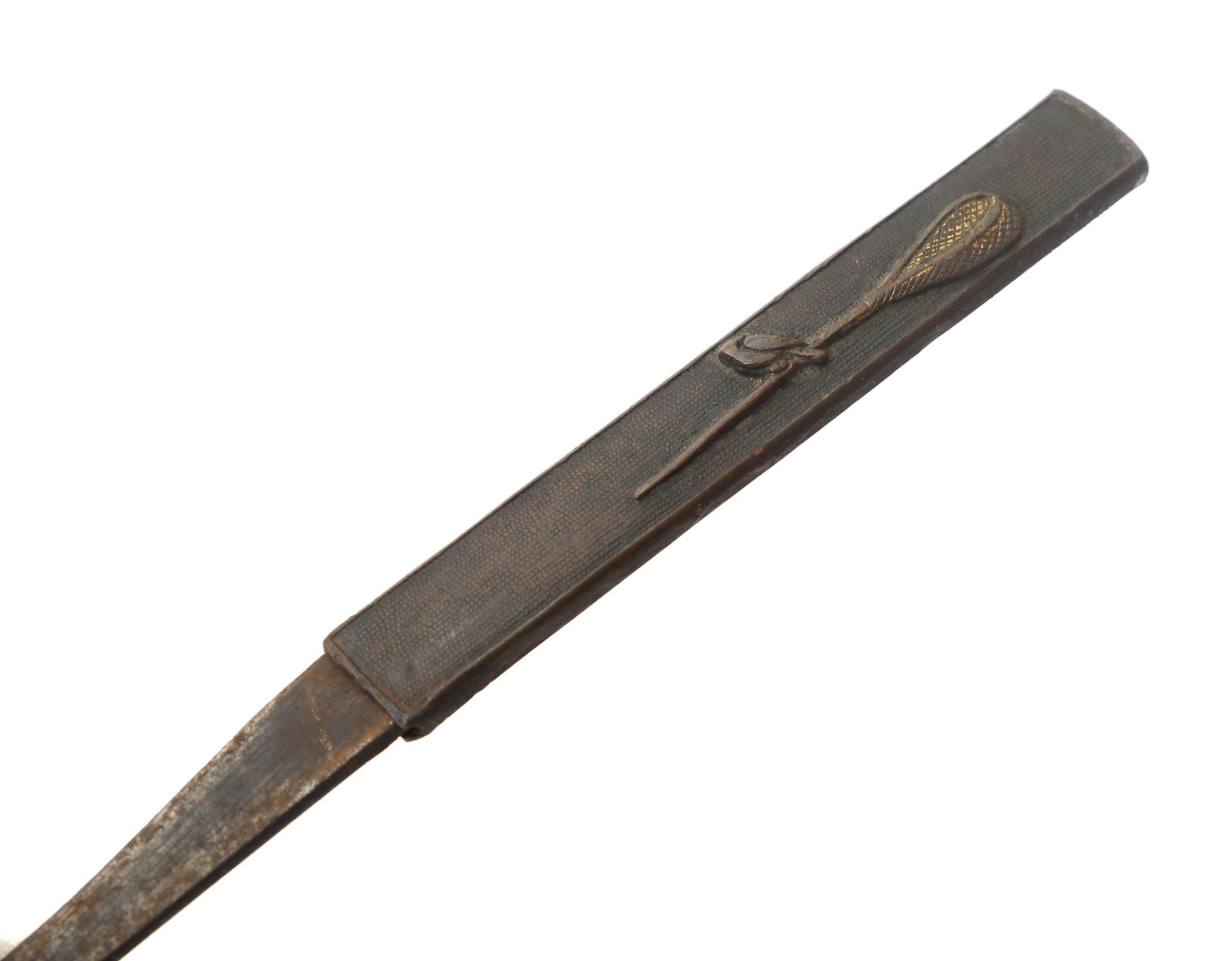 The wakizashi (脇差 / 'side inserted sword': referring to how they were worn, on one side underneath - Bild 2 aus 4