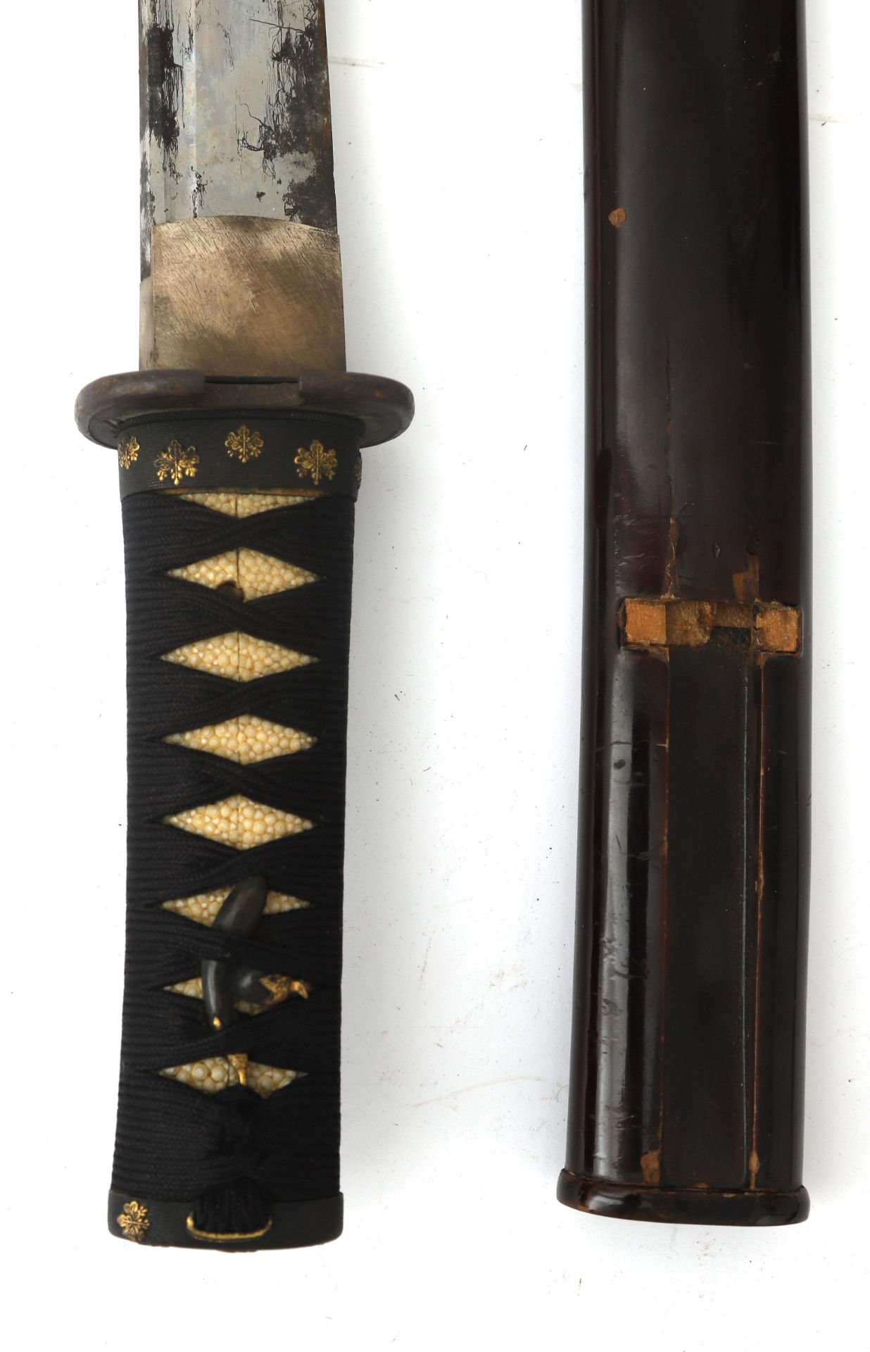 The wakizashi (脇差 / 'side inserted sword': referring to how they were worn, on one side underneath - Bild 5 aus 5