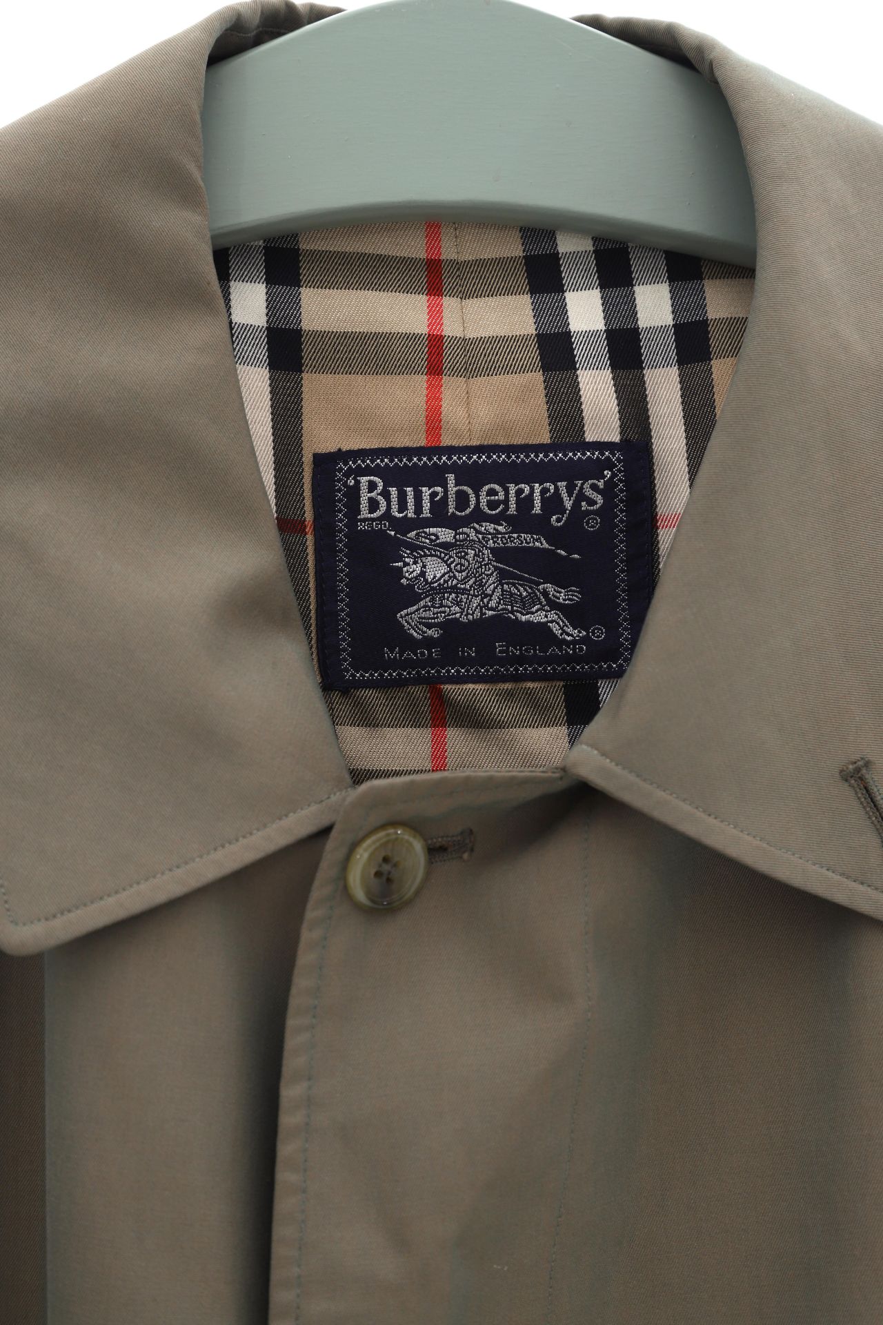 A vintage Burberry raincoat, size XL  - Bild 9 aus 10