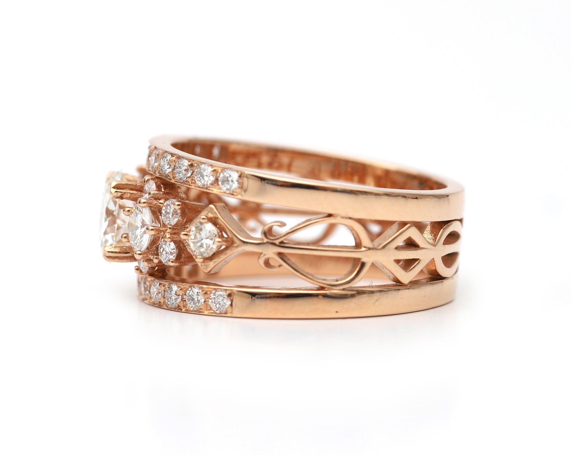 An 18 karat rose gold harp ring with diamond. With GIA certificate - Image 3 of 5