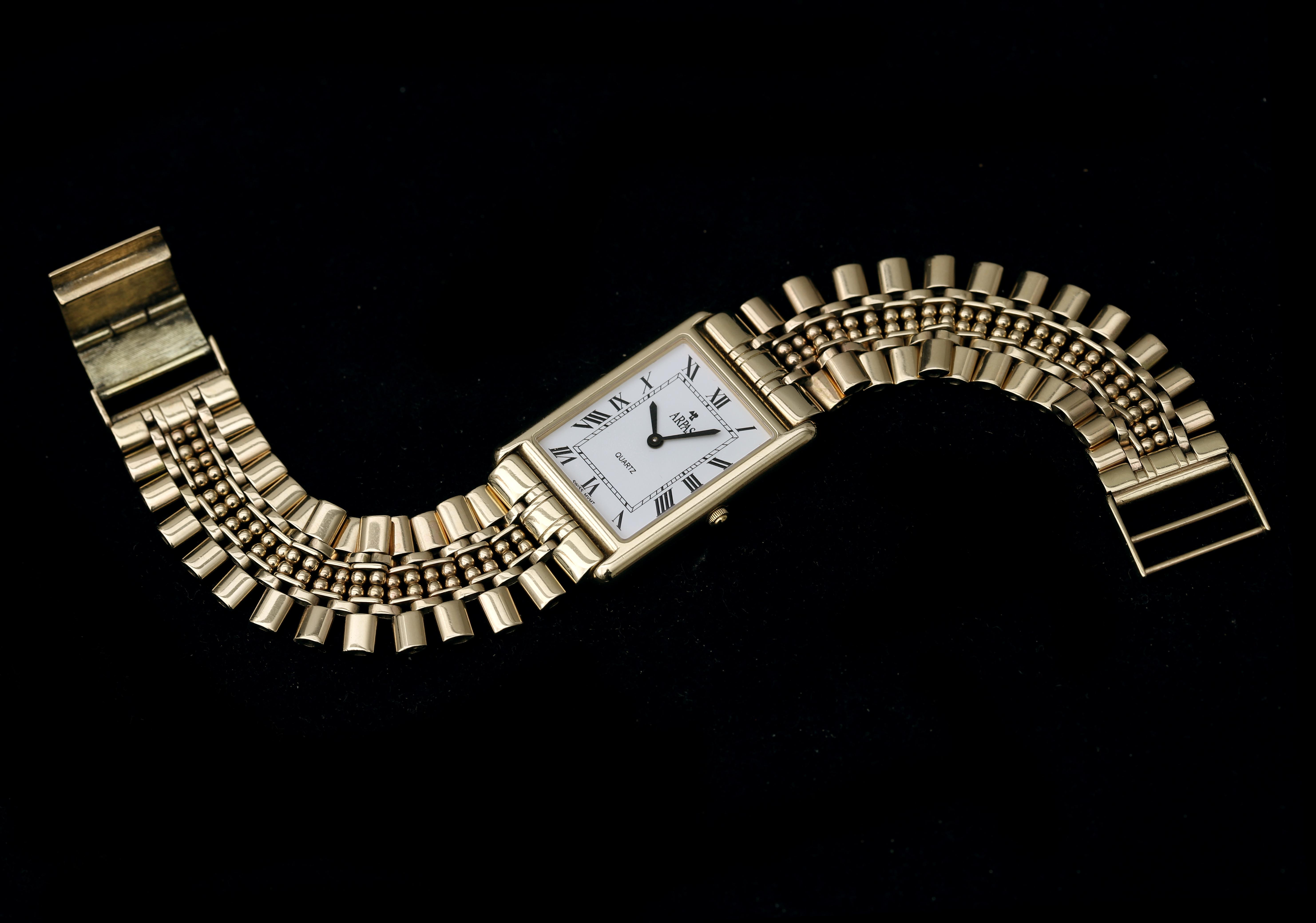 A 14 karat gold Arpas women's wristwatch, - Image 4 of 7