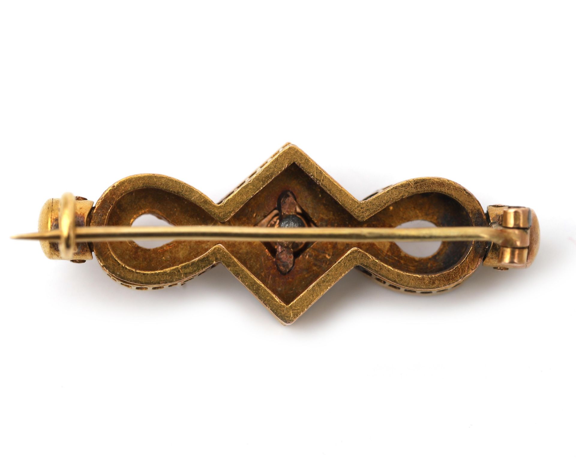 A 14 karat gold brooch, from the mid 19th century, with pearls and sapphire - Bild 3 aus 4