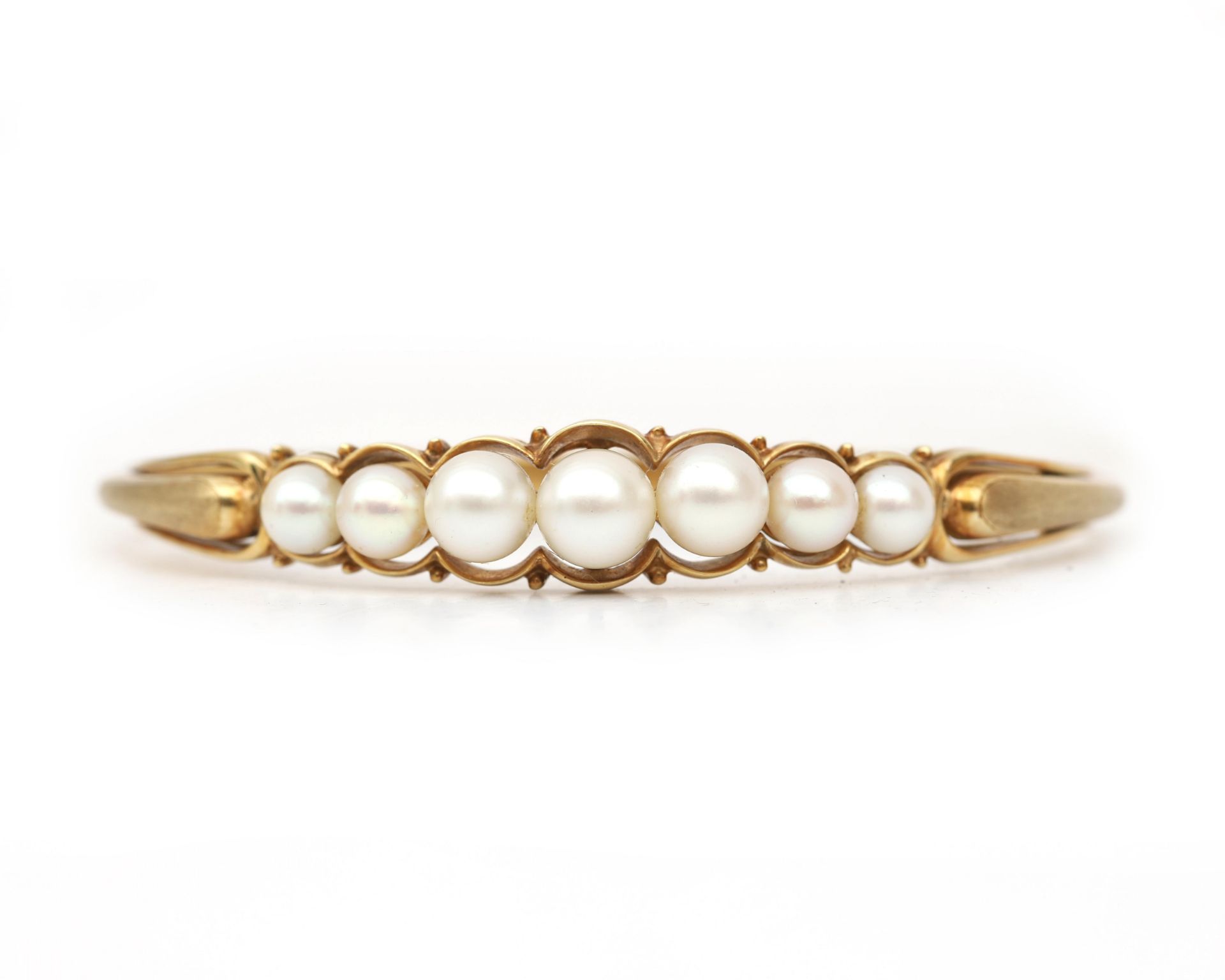 A 14 karat gold bangle with Akoya pearls  - Bild 2 aus 7