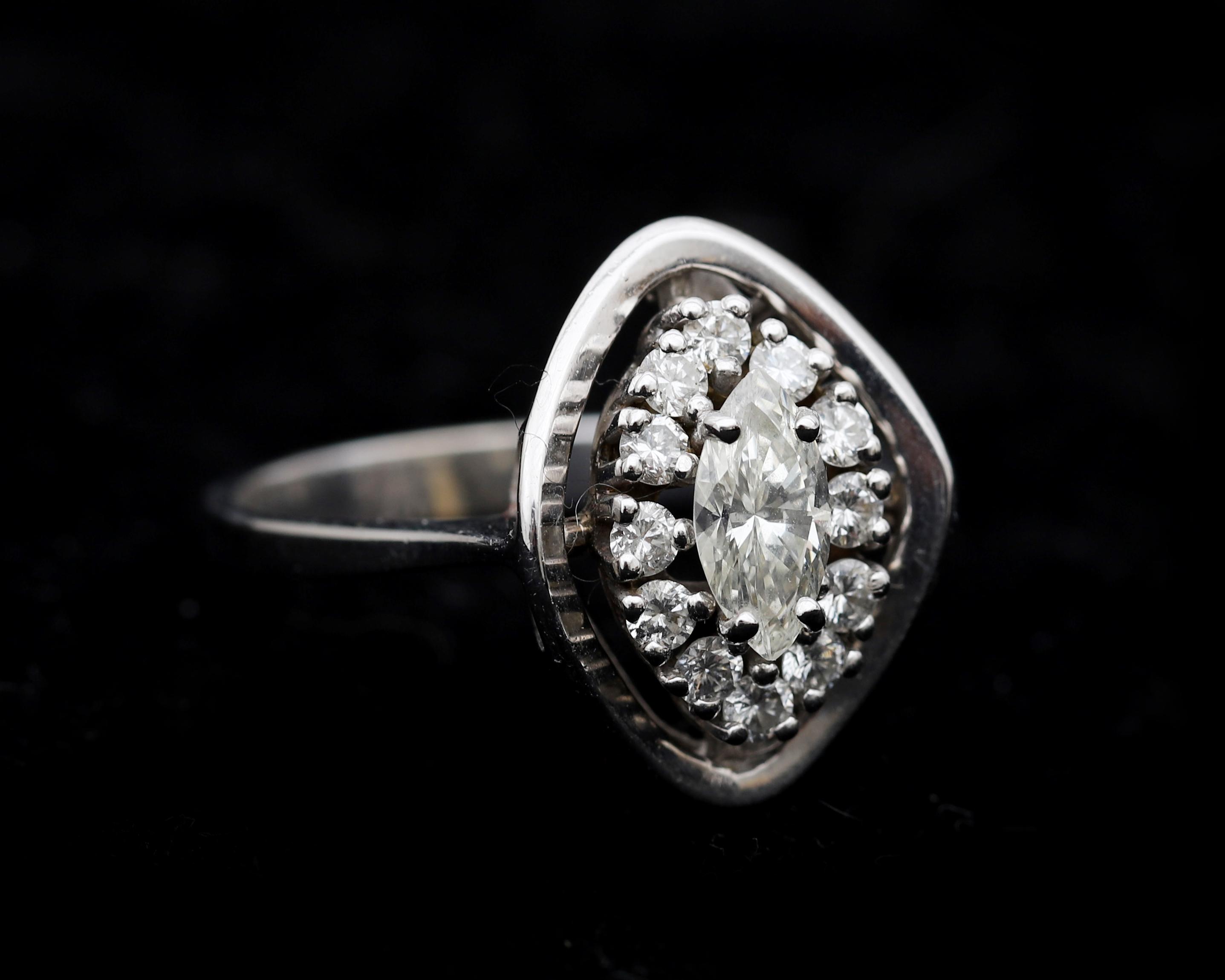 A 14 karat white gold entourage ring in art deco style set with diamonds - Image 3 of 4