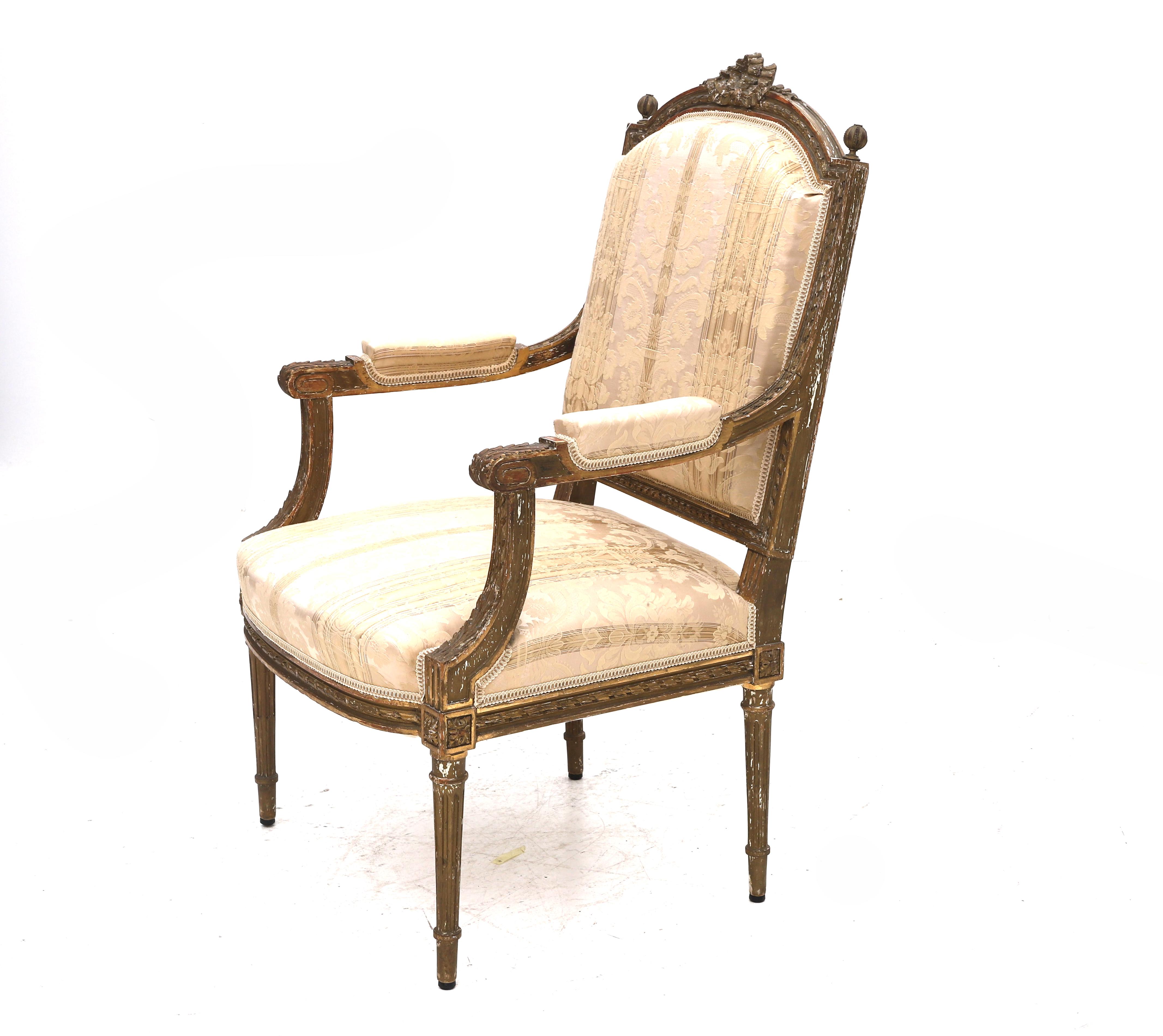 A Bergère in the Louis XVI style from France from the 19th century. Backrest topped with carved - Image 4 of 4