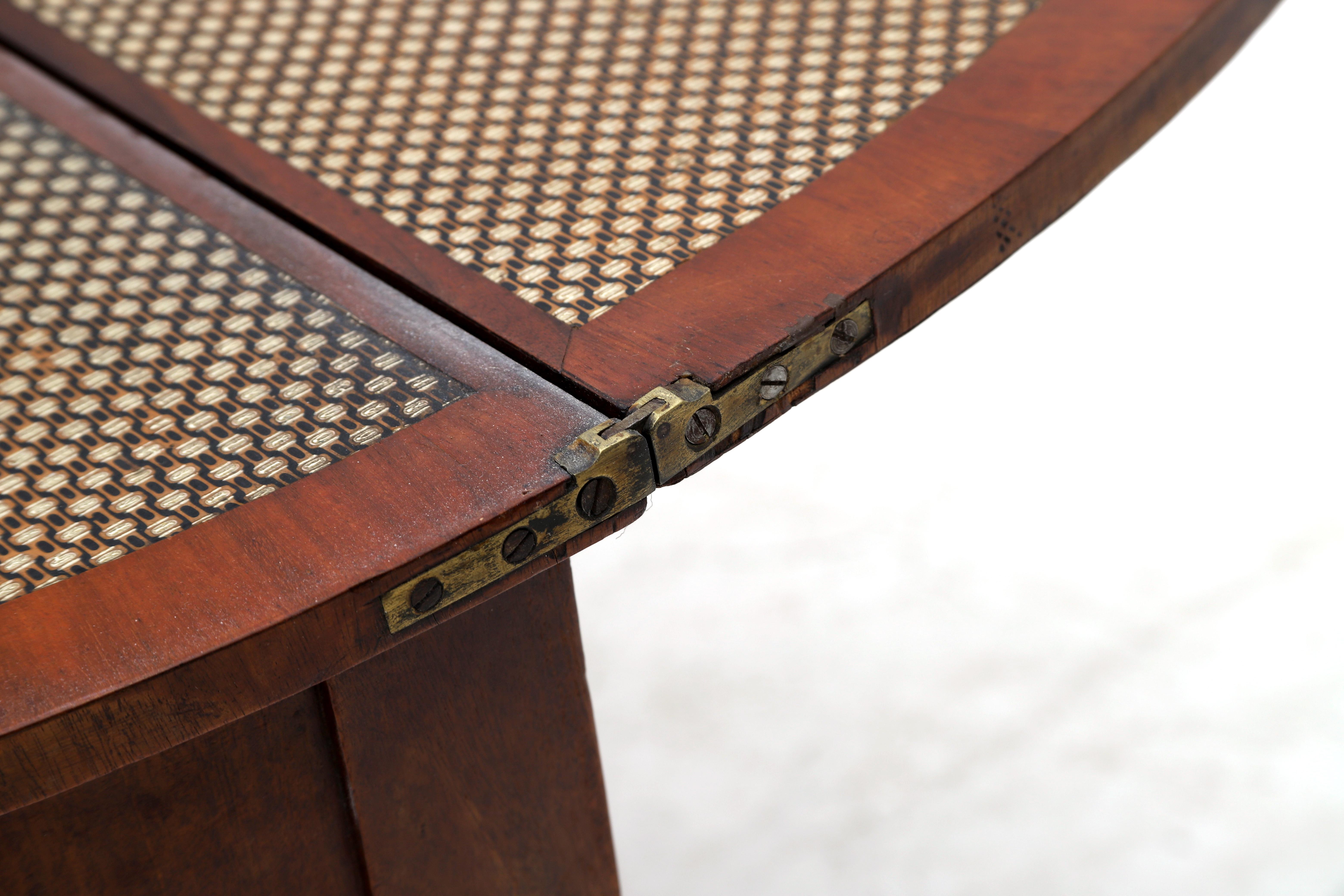 A mahogany demi-lune (crescent) table, Dutch, ca. 1800. The top in two halfs, extendable, resting - Image 5 of 6