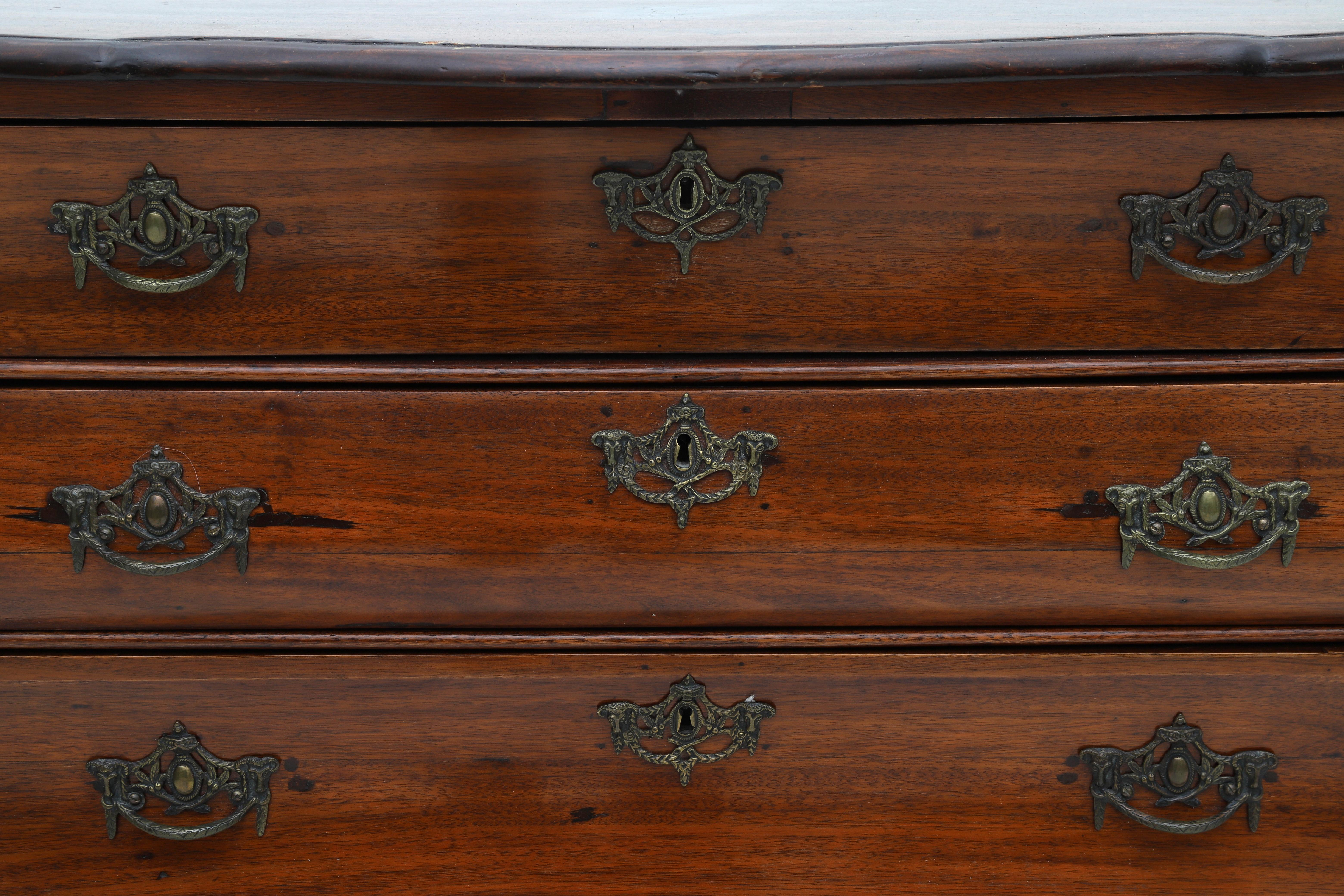 A Louis XV chest of drawers / commode, Dutch, 18th century. Under the scalloped top four drawers - Image 7 of 7