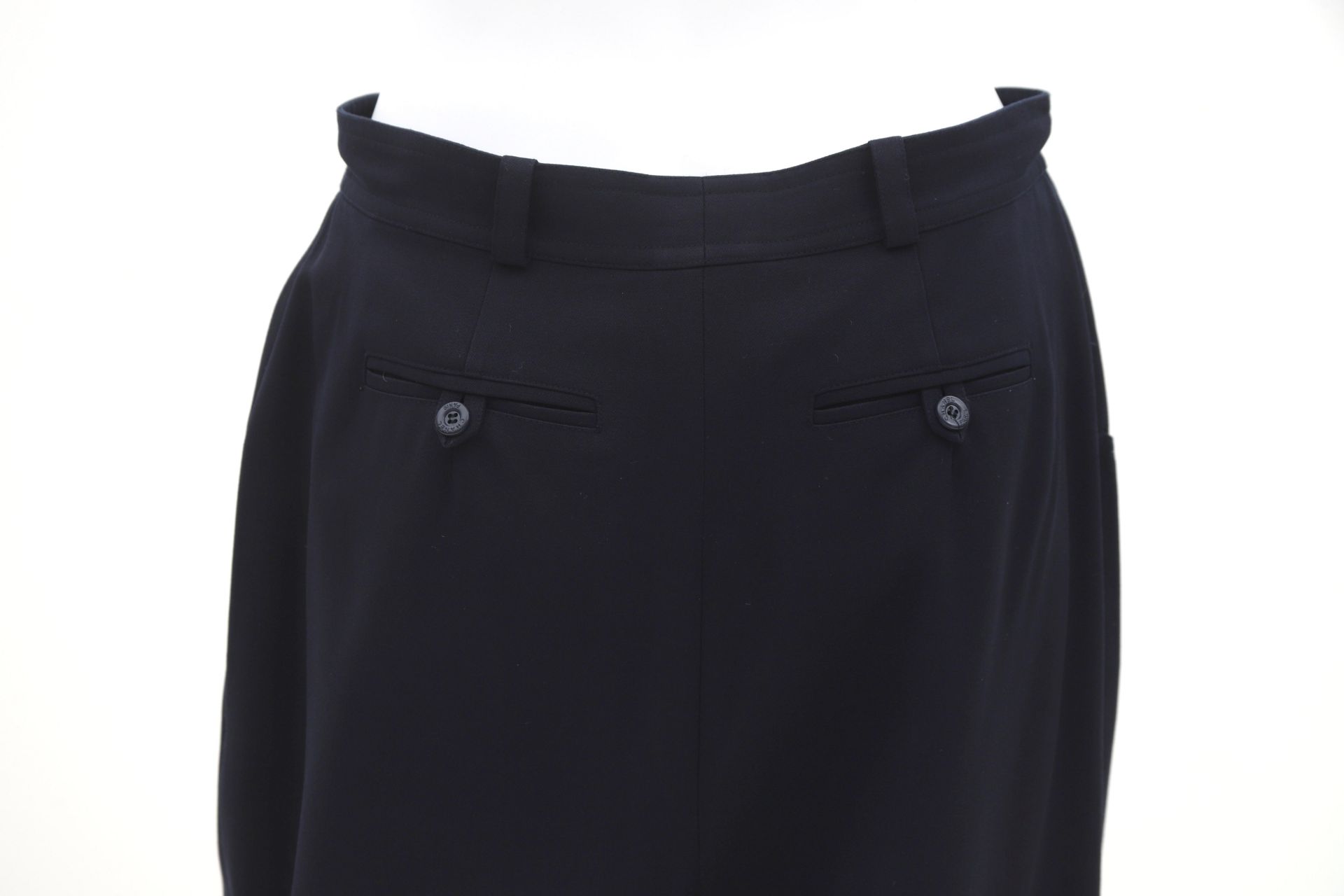 A pair of navy blue Chanel Boutique trousers. Wide legs with two internal pockets at the back. incl. - Image 3 of 6