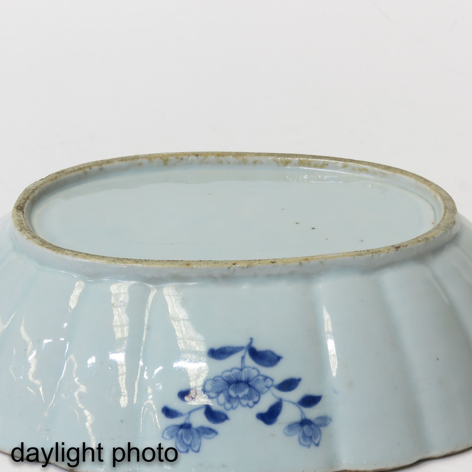 A Lot of 2 Blue and White Serving Dishes - Bild 8 aus 9