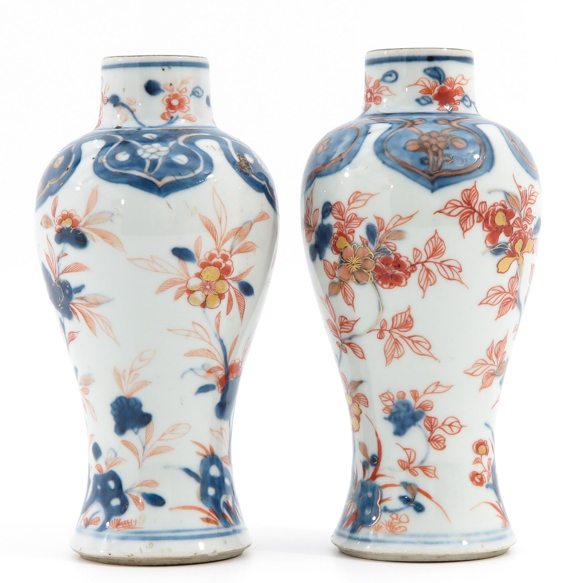 A Pair of Imari Vases - Bild 2 aus 9