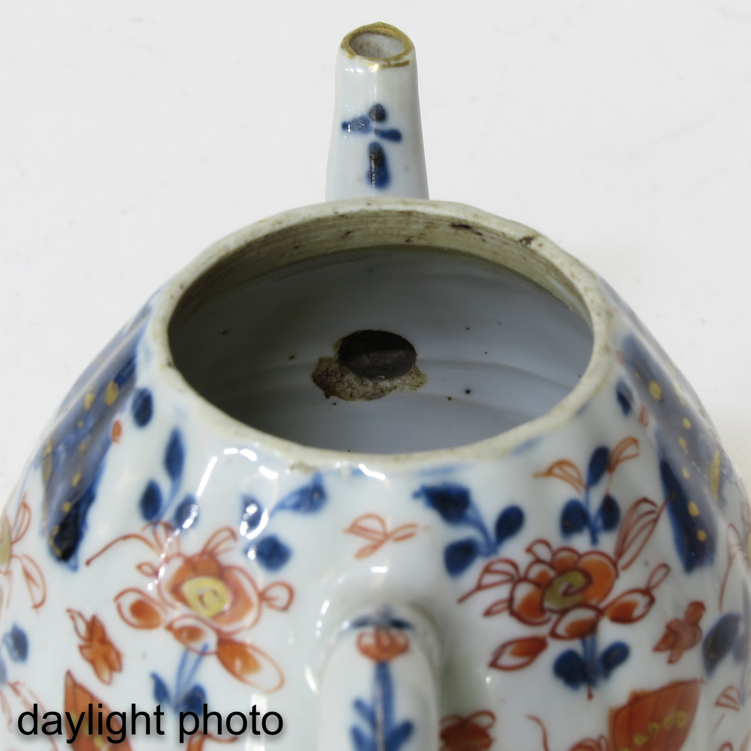 An Imari Teapot - Image 9 of 9