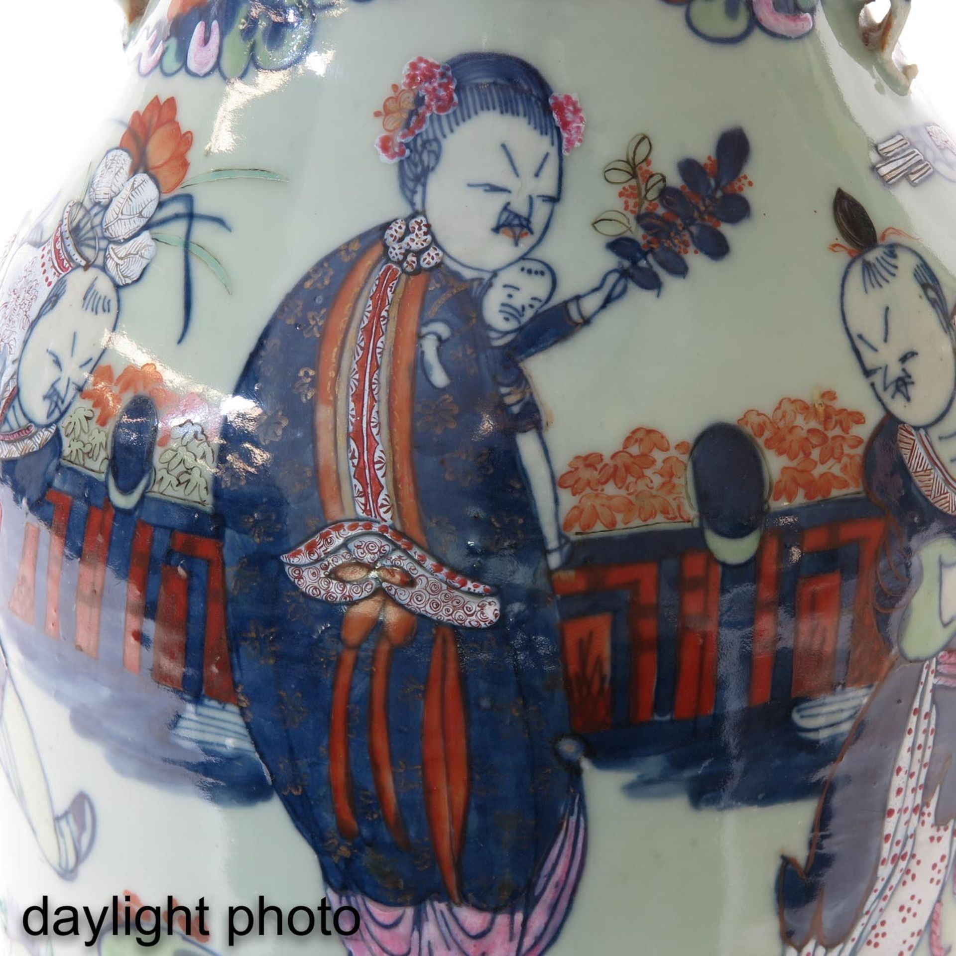 A Celadon Vase - Image 9 of 9