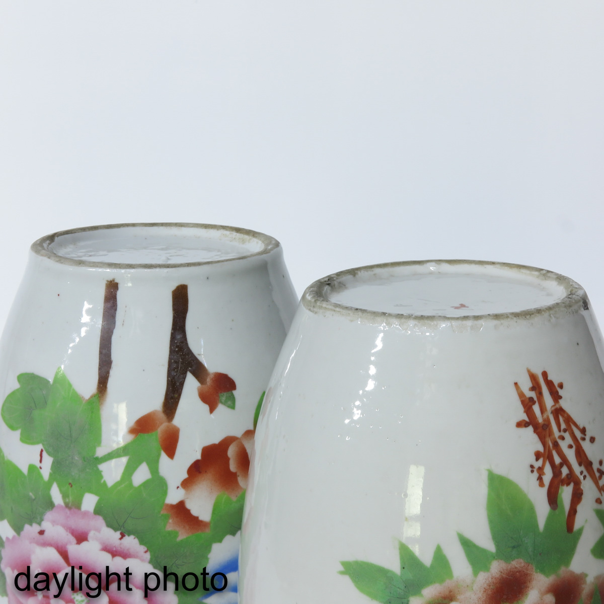 A Pair of Polychrome Decor Vases - Image 8 of 10