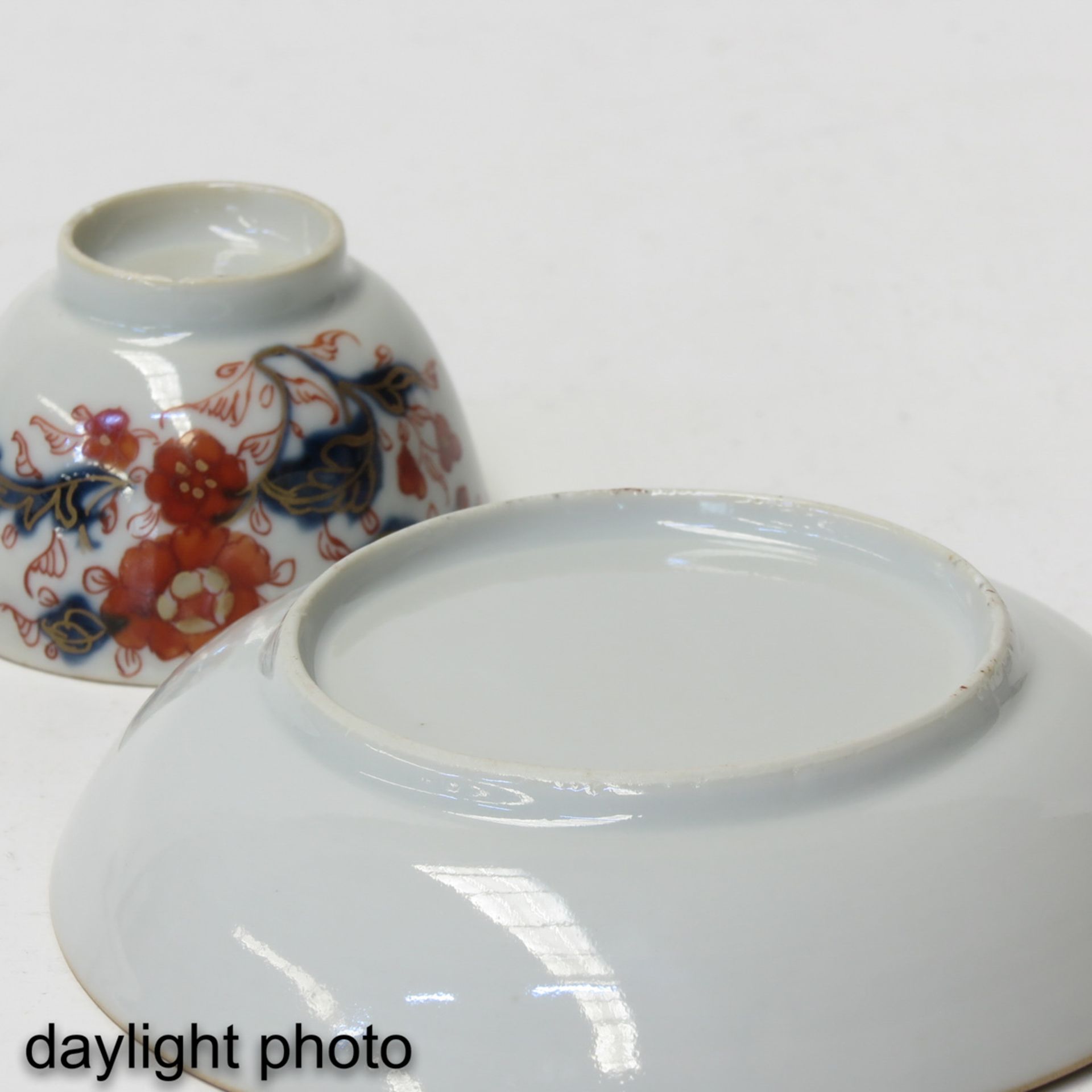 A Collection of Imari Cups and Saucers - Bild 10 aus 10