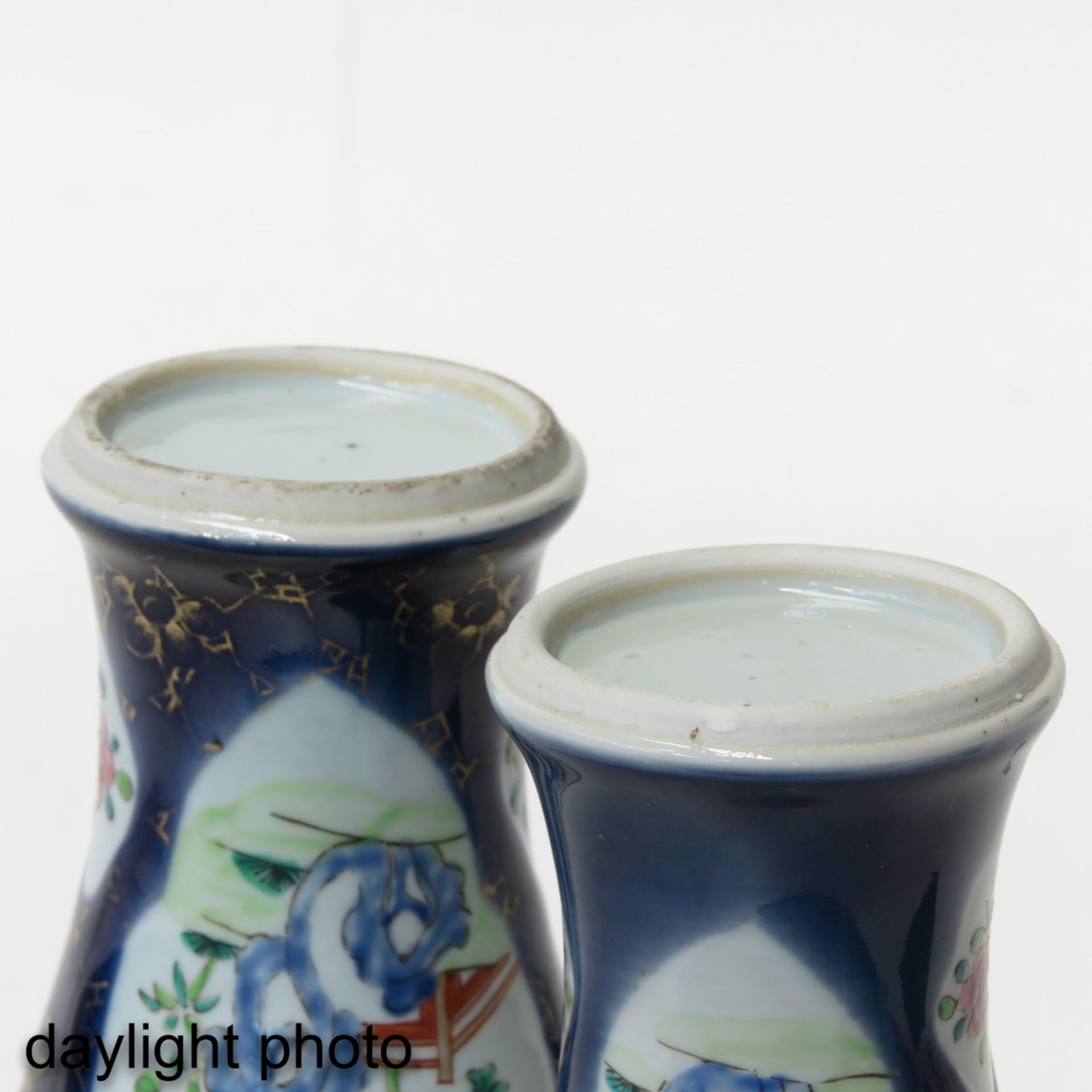 A Pair of Powder Blue Vases - Image 8 of 9