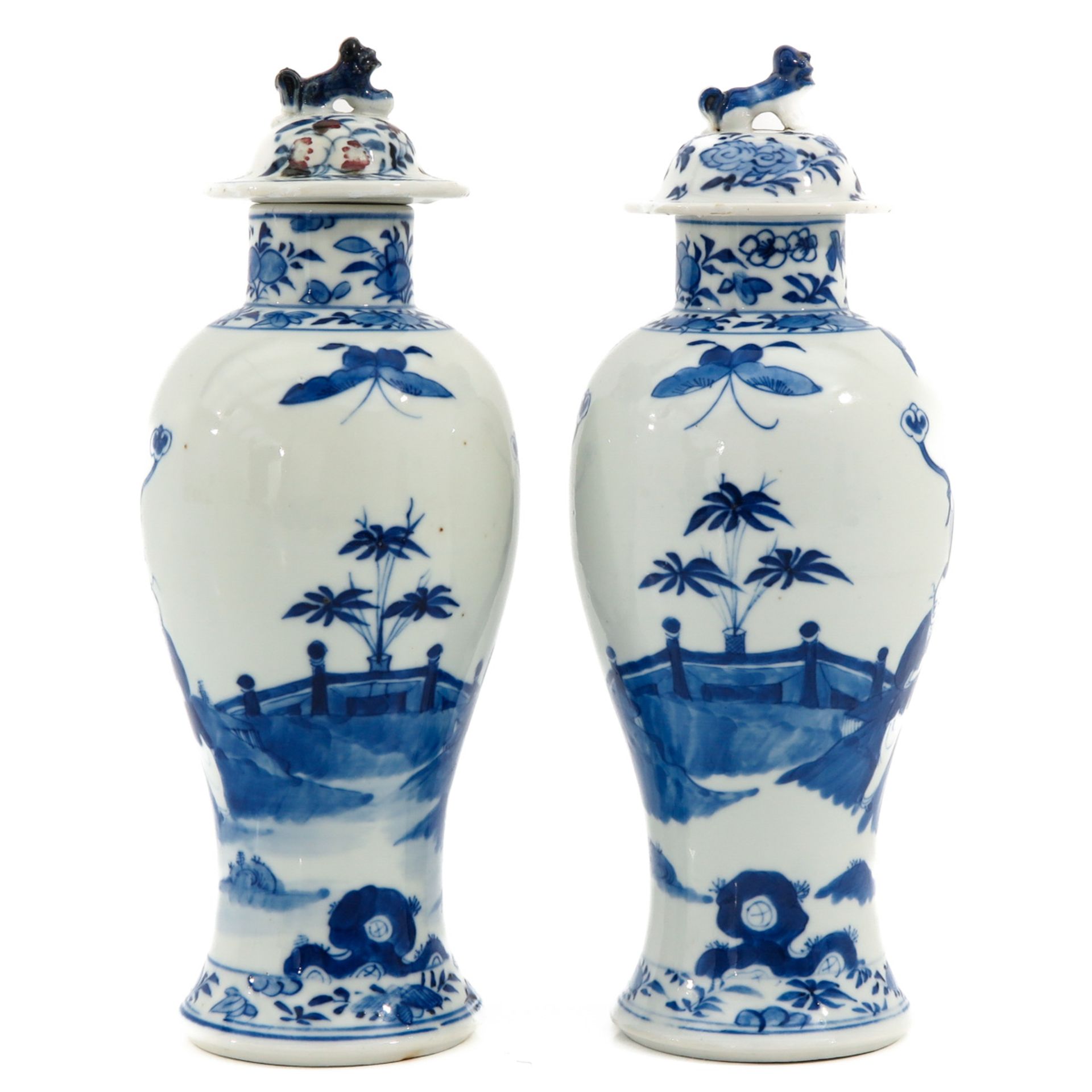 A Pair of Garniture Vases - Bild 3 aus 9