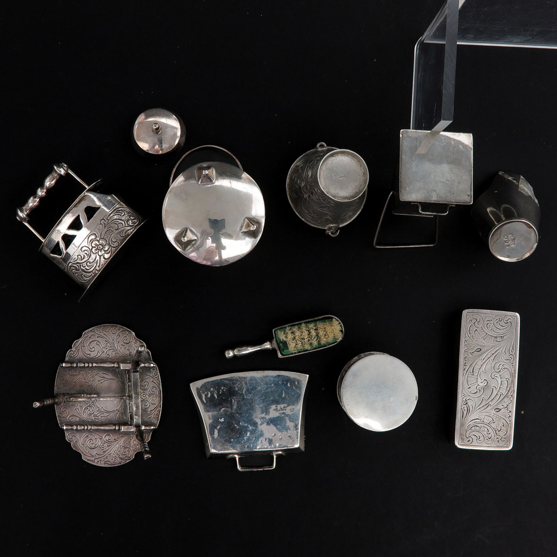 A Collection of Miniature Silver - Bild 6 aus 8