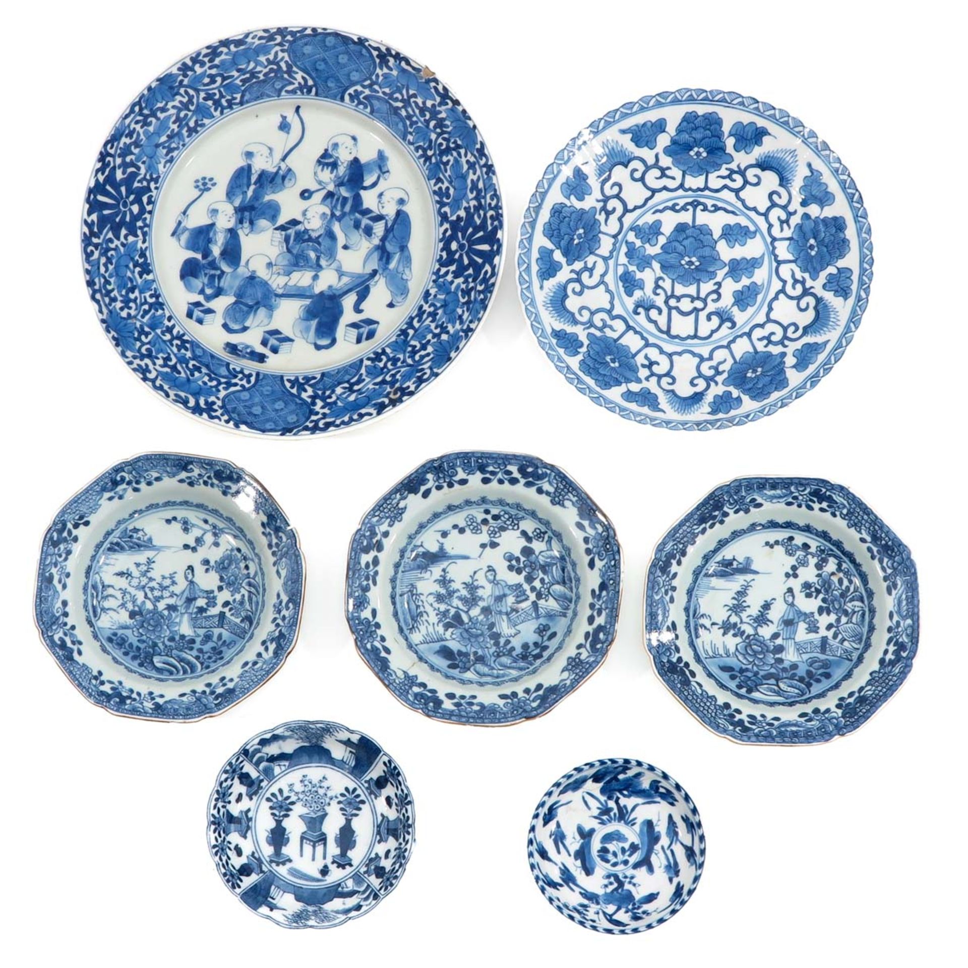 A Collection of Blue and White Porcelain - Bild 7 aus 10