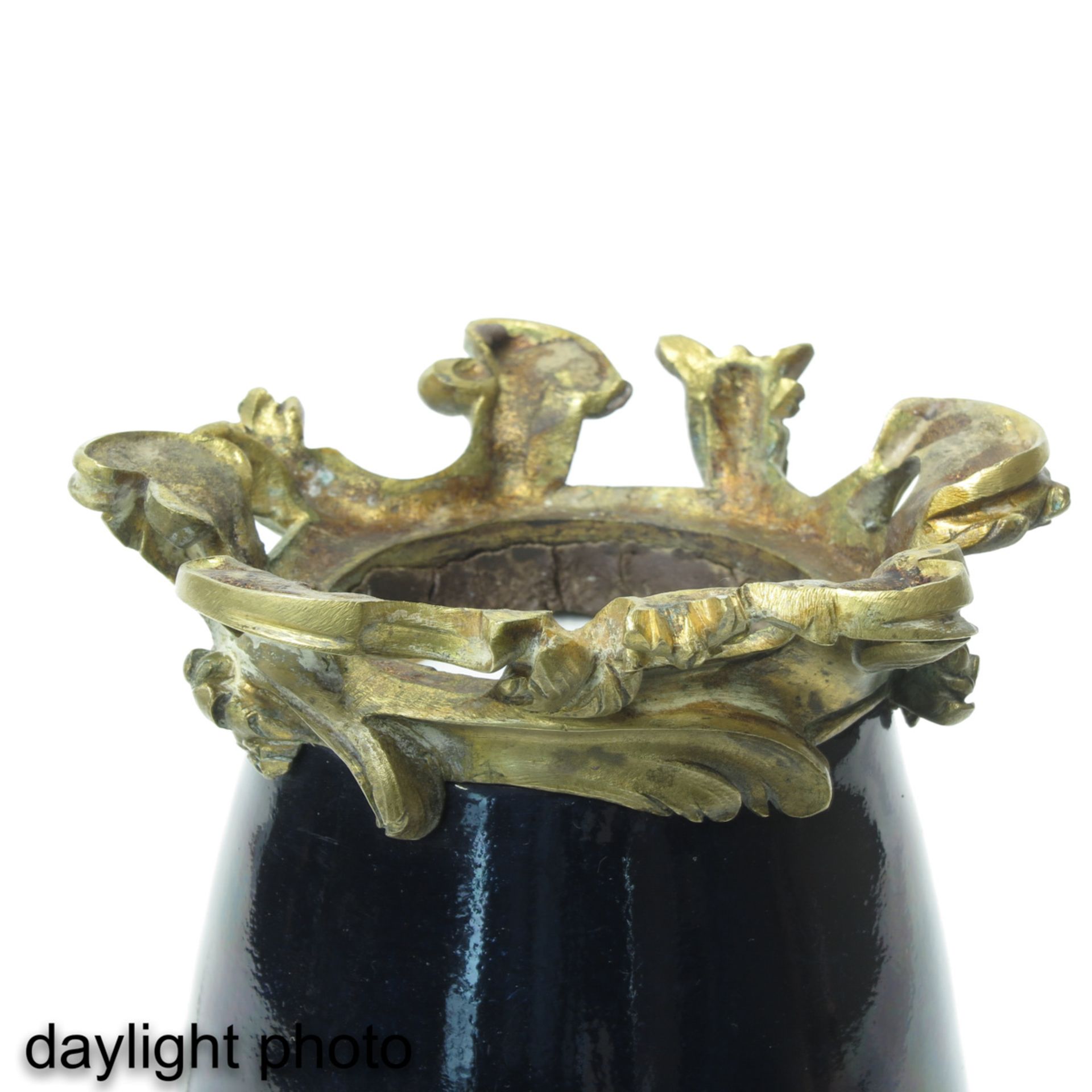 A Dark Blue Glaze Vase - Image 8 of 9