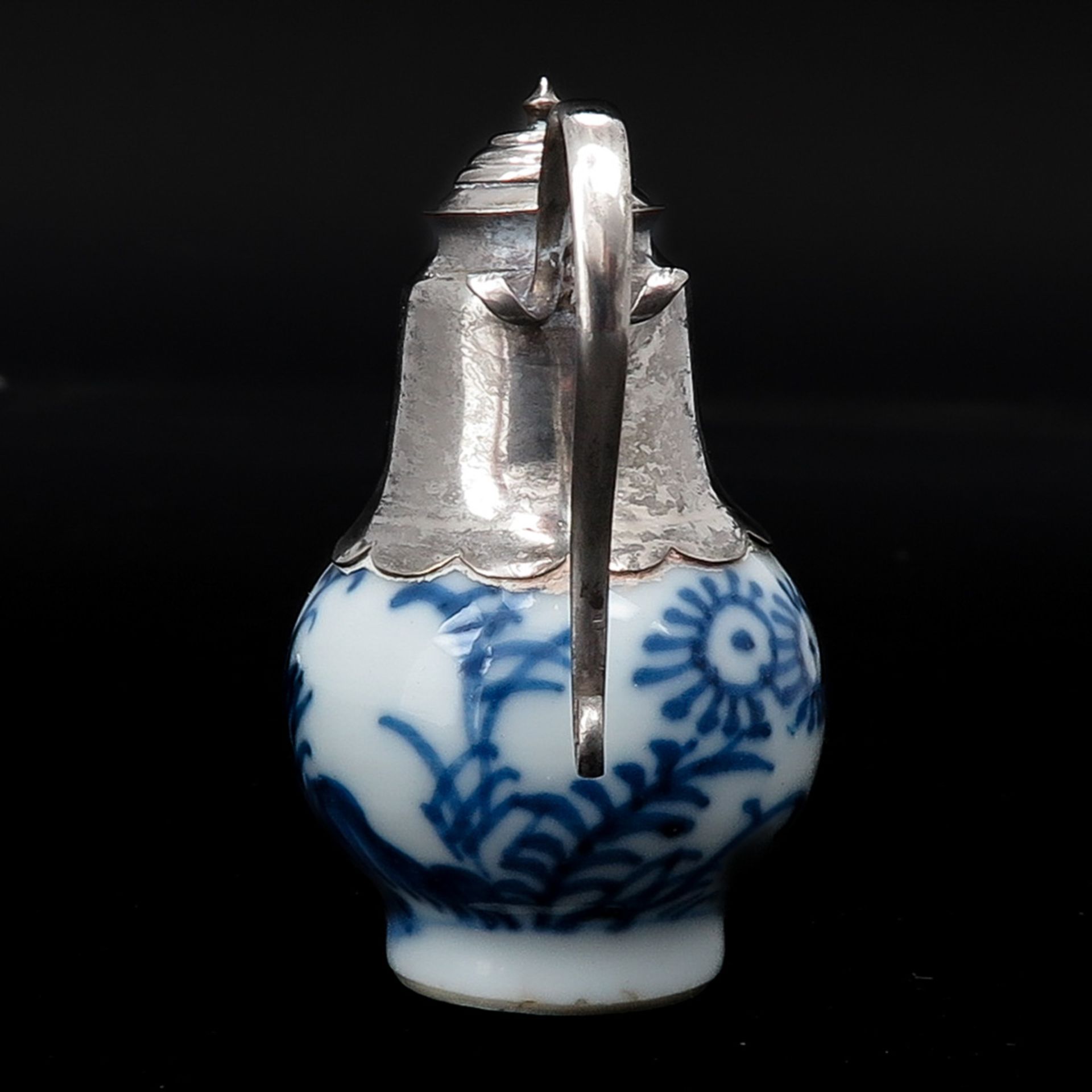 An 18th Century Miniature Chinese Porcelain Teapot - Bild 4 aus 6