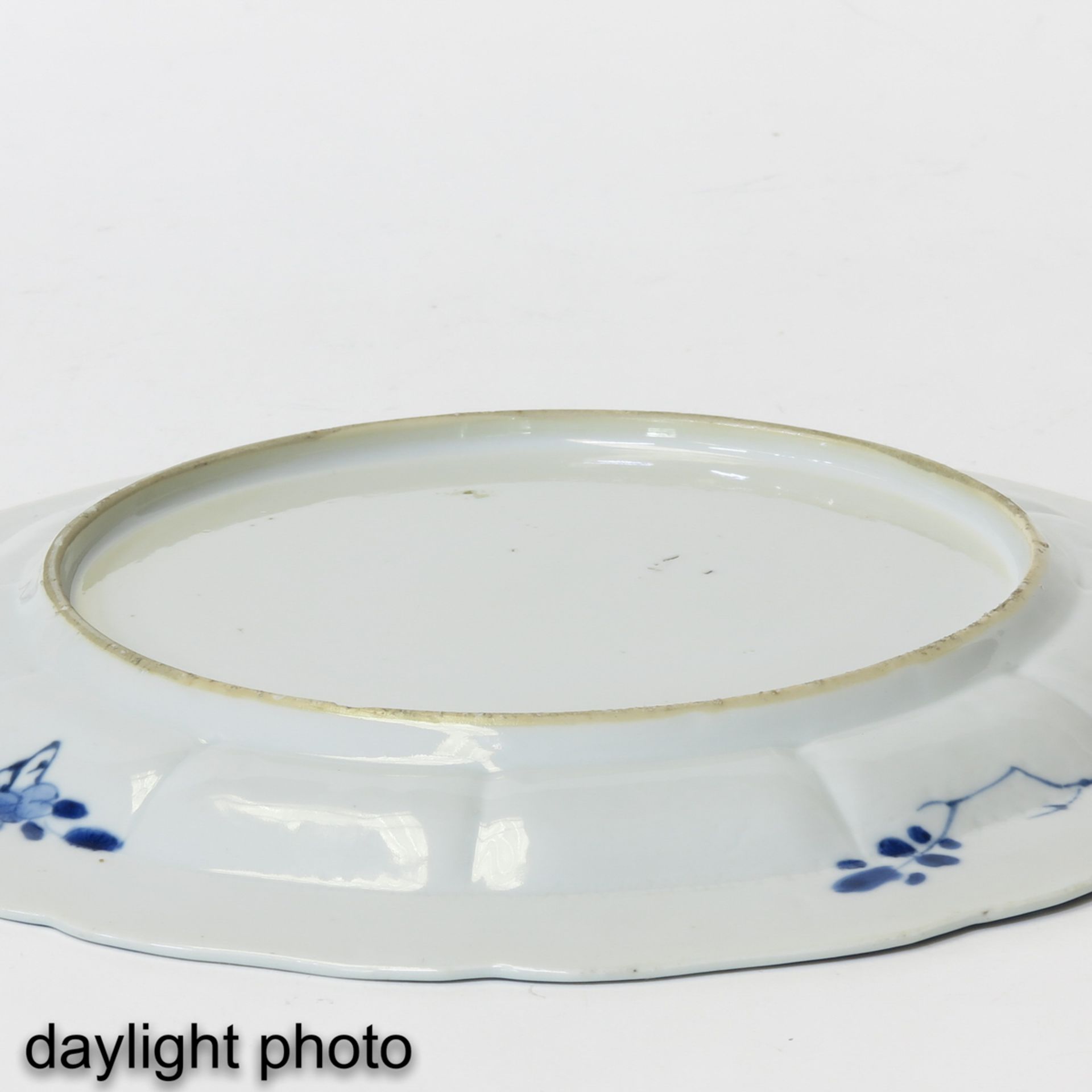A Pair of Blue and White Plates - Bild 8 aus 9