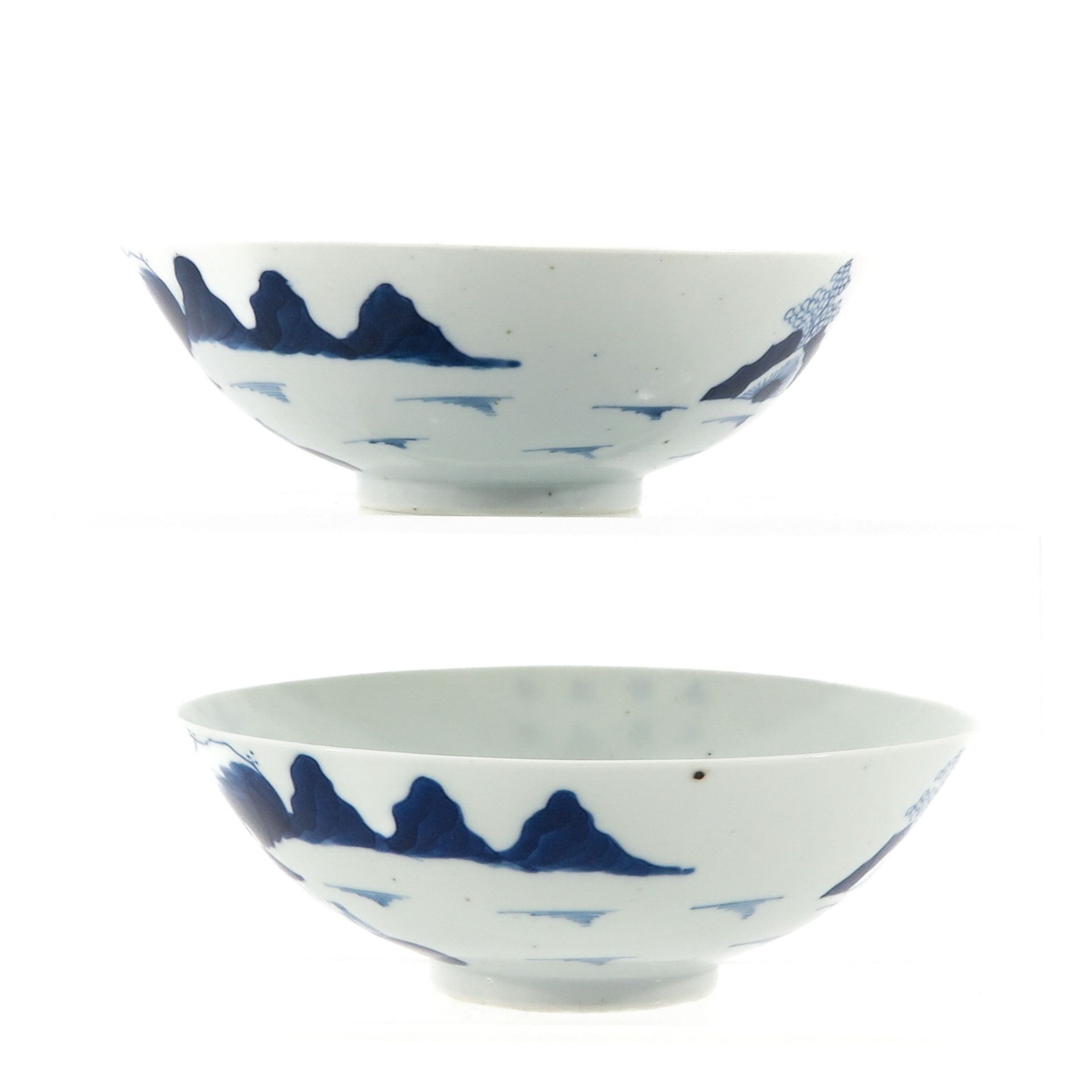 A Pair of Blue and White Bowls - Image 2 of 9