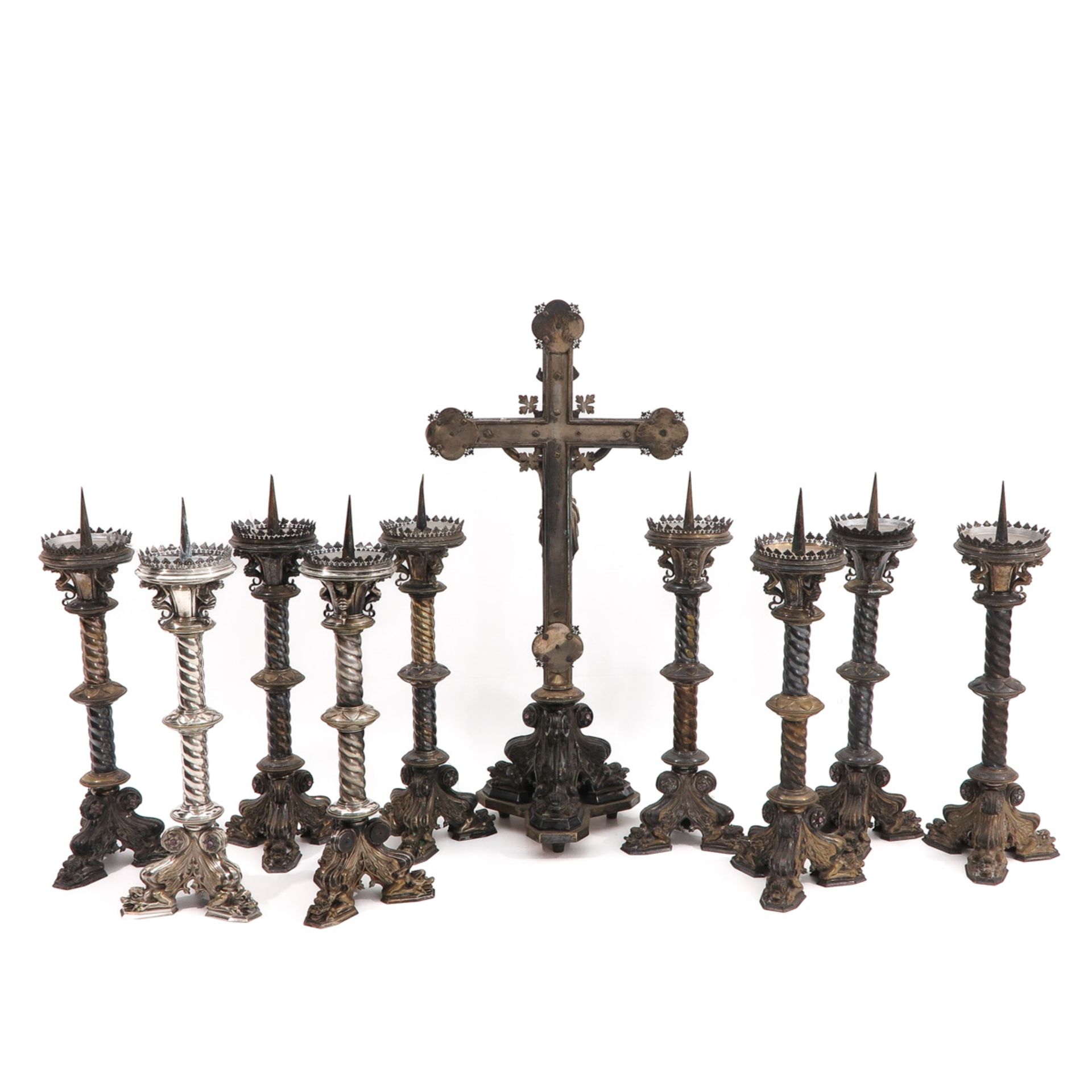 An Altar Cross and 9 Candlesticks - Bild 3 aus 9