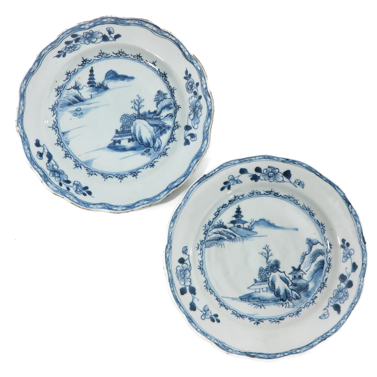 A Collection of 4 Blue and White Plates - Image 3 of 10