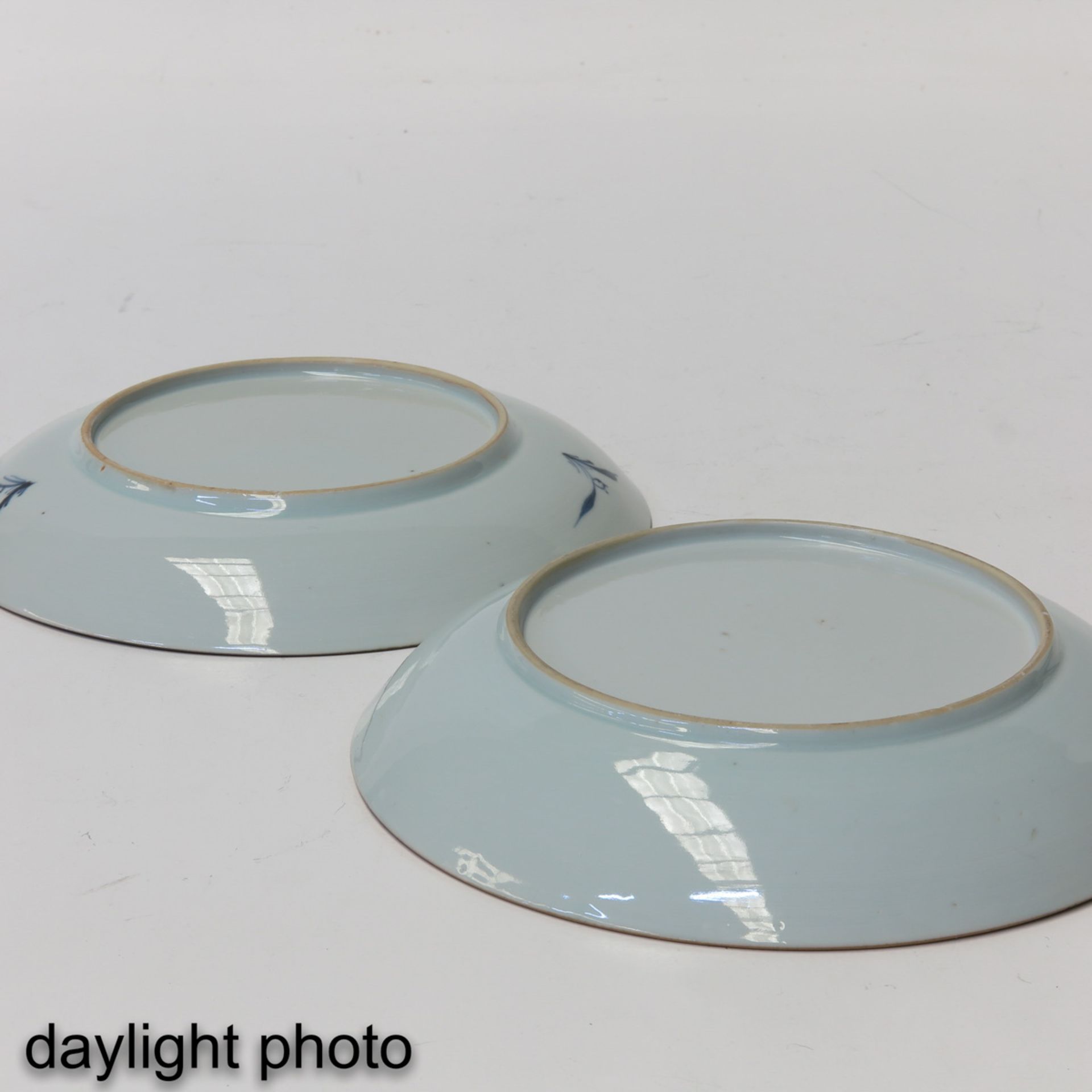 A Collection of 6 Blue and White Plates - Bild 10 aus 10