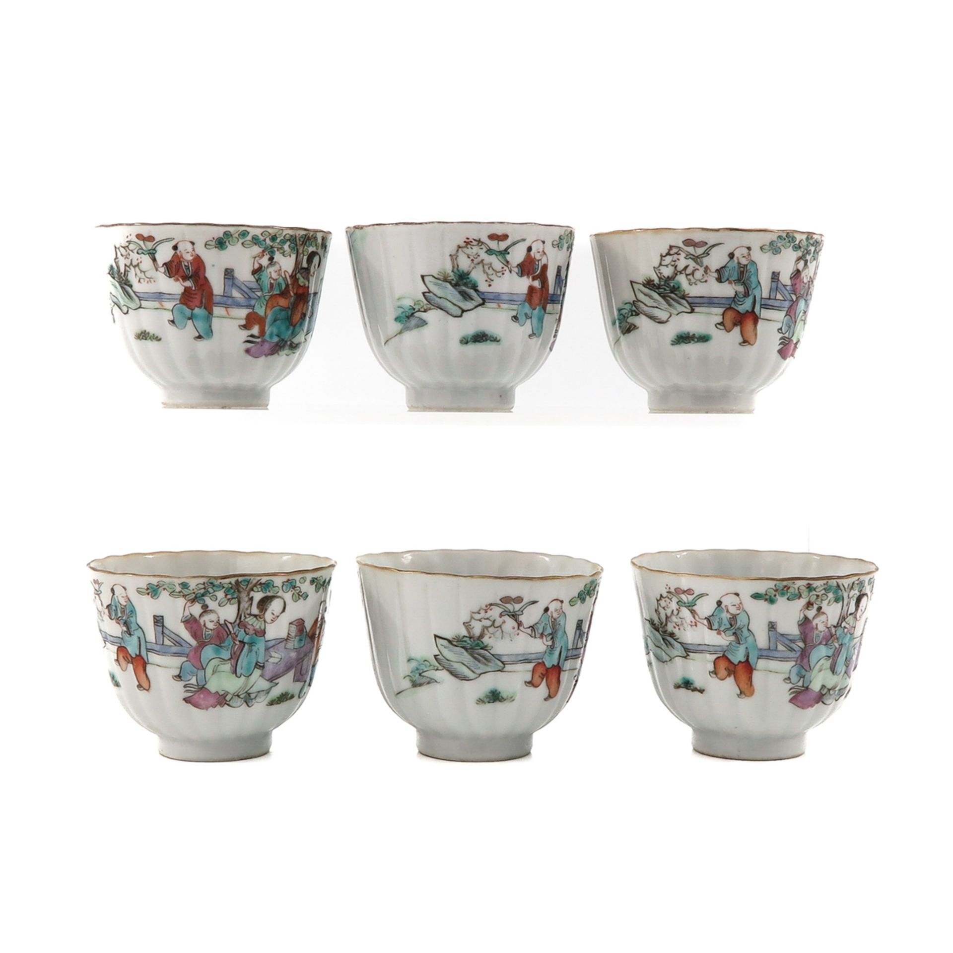 A Collection of 6 Famille Rose Cups - Bild 4 aus 9