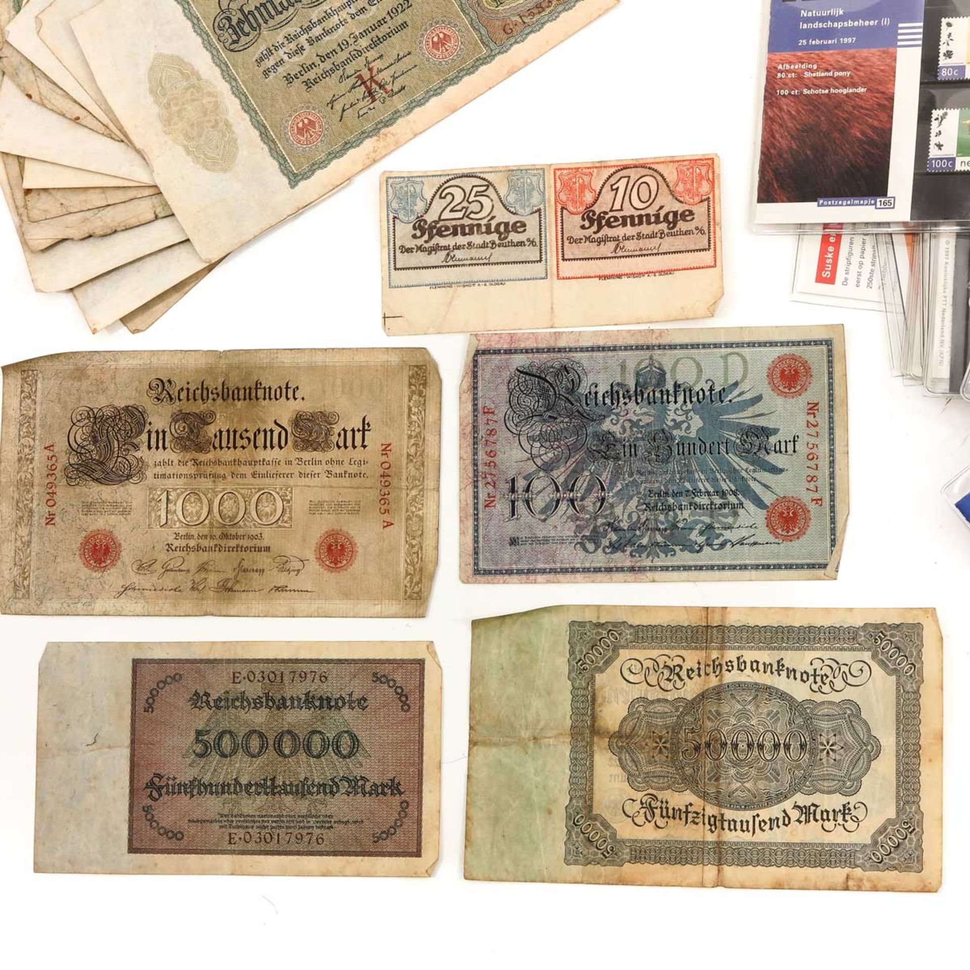 A Collection of Emergency Money and Postage Stamps - Bild 6 aus 8