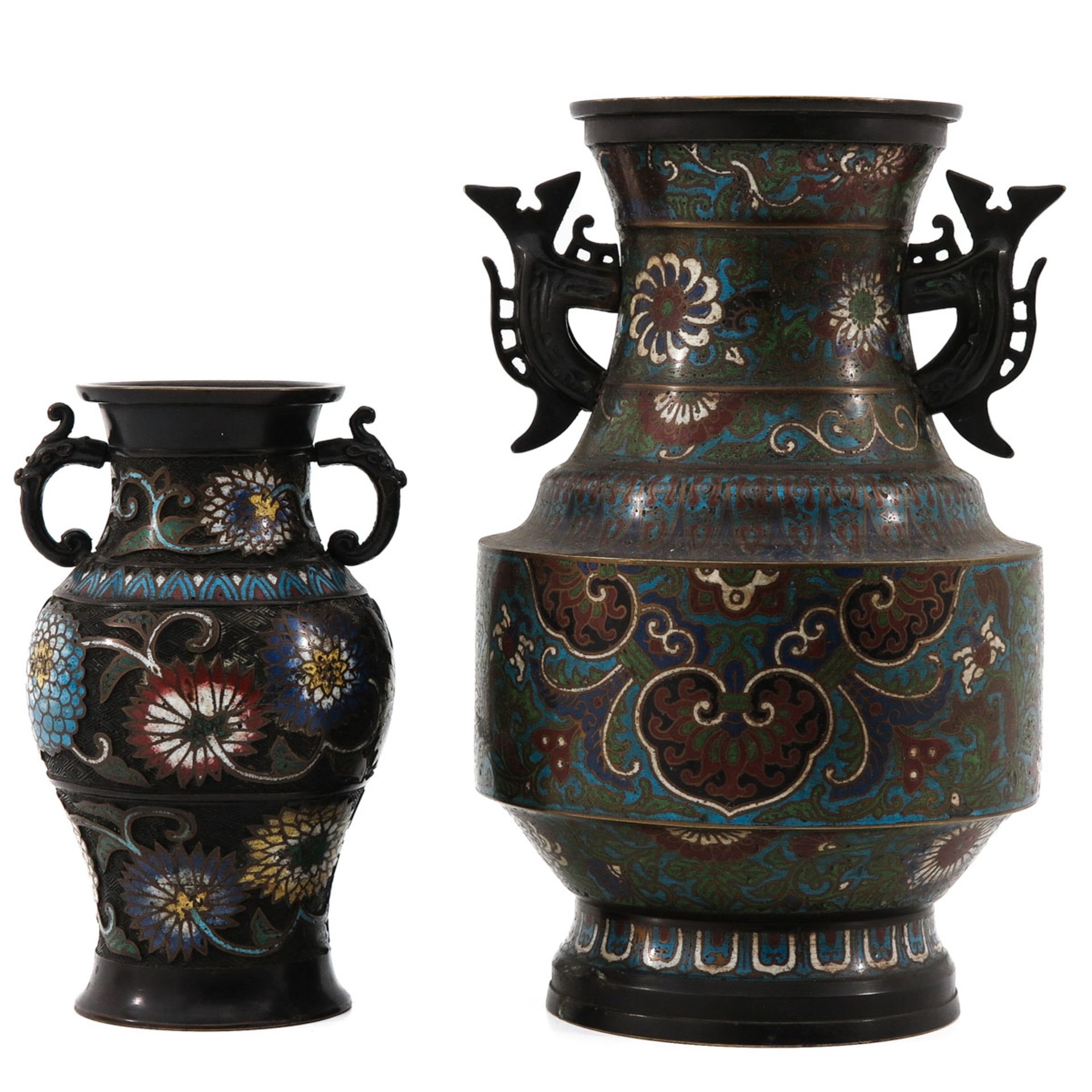 A Pair of Cloisonne Vases - Bild 3 aus 10