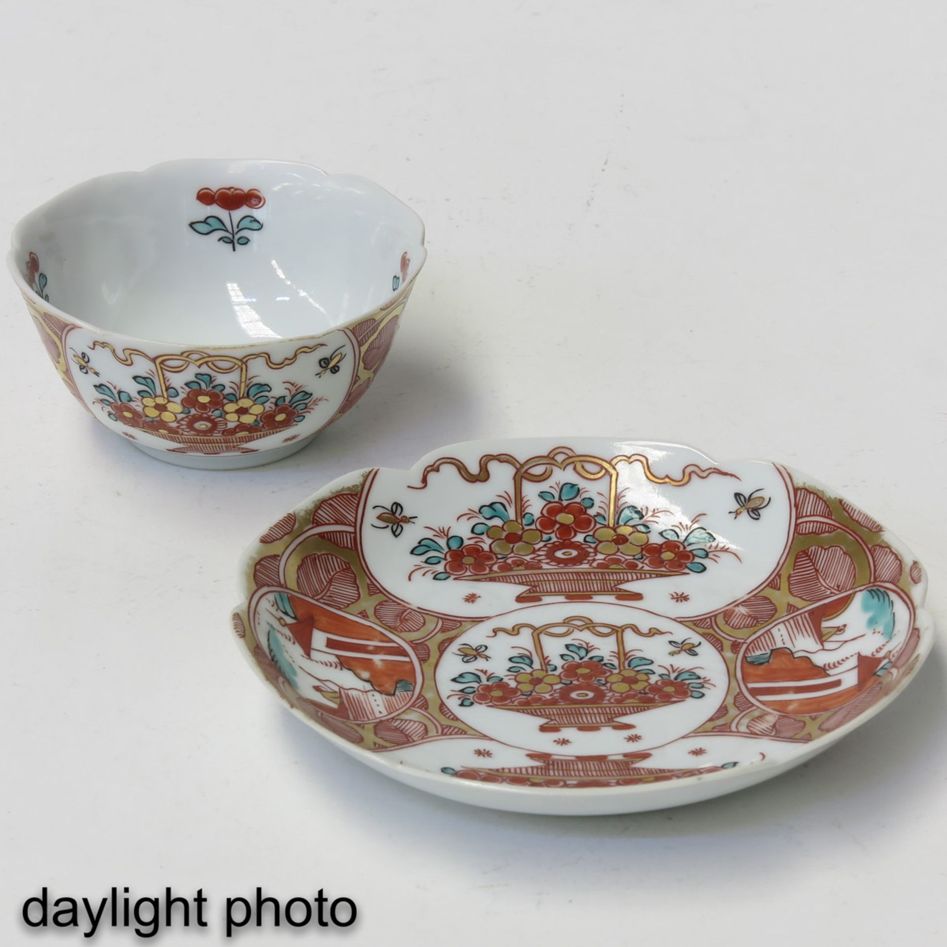 A Collection of Cups and Saucers - Image 9 of 10