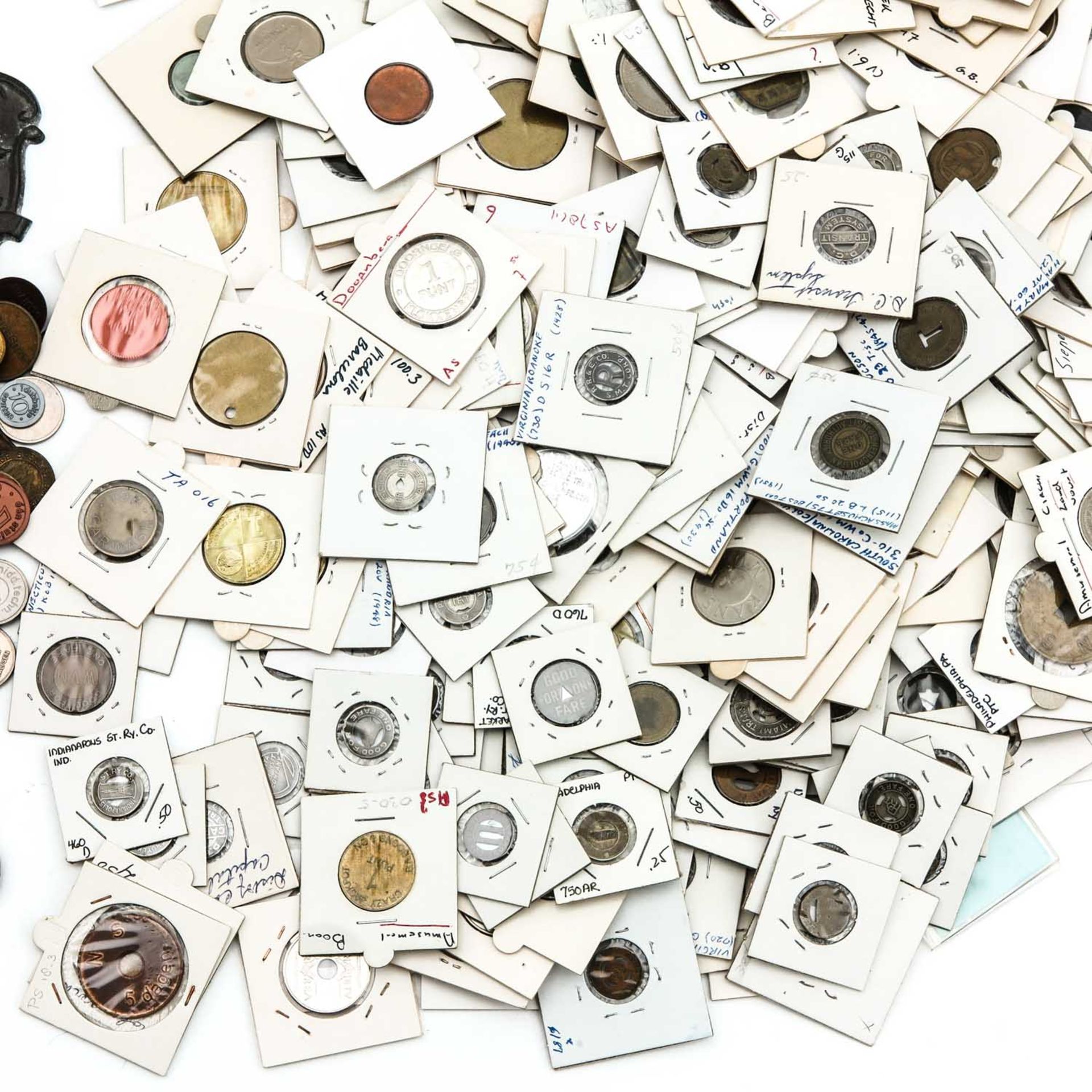 A Large Collection of Tokens and Gas Tokens - Bild 10 aus 10