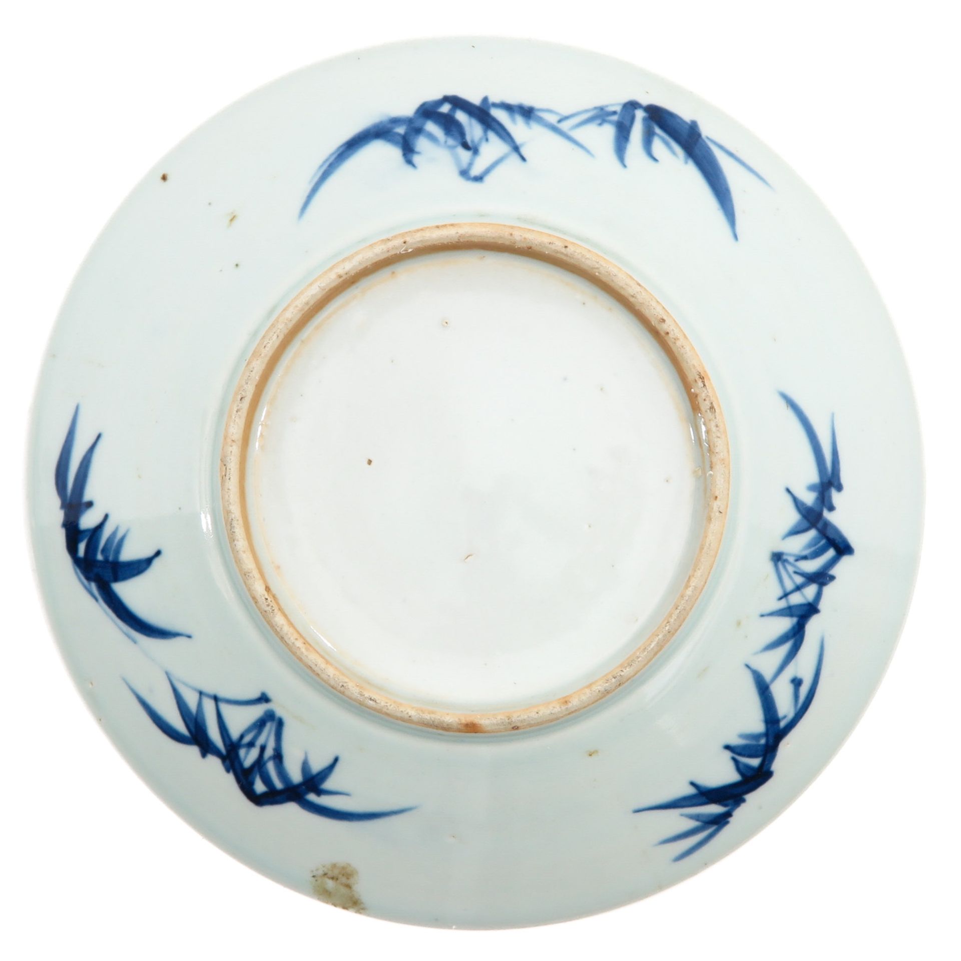 A Lot of 2 Blue and White Plates - Image 6 of 10