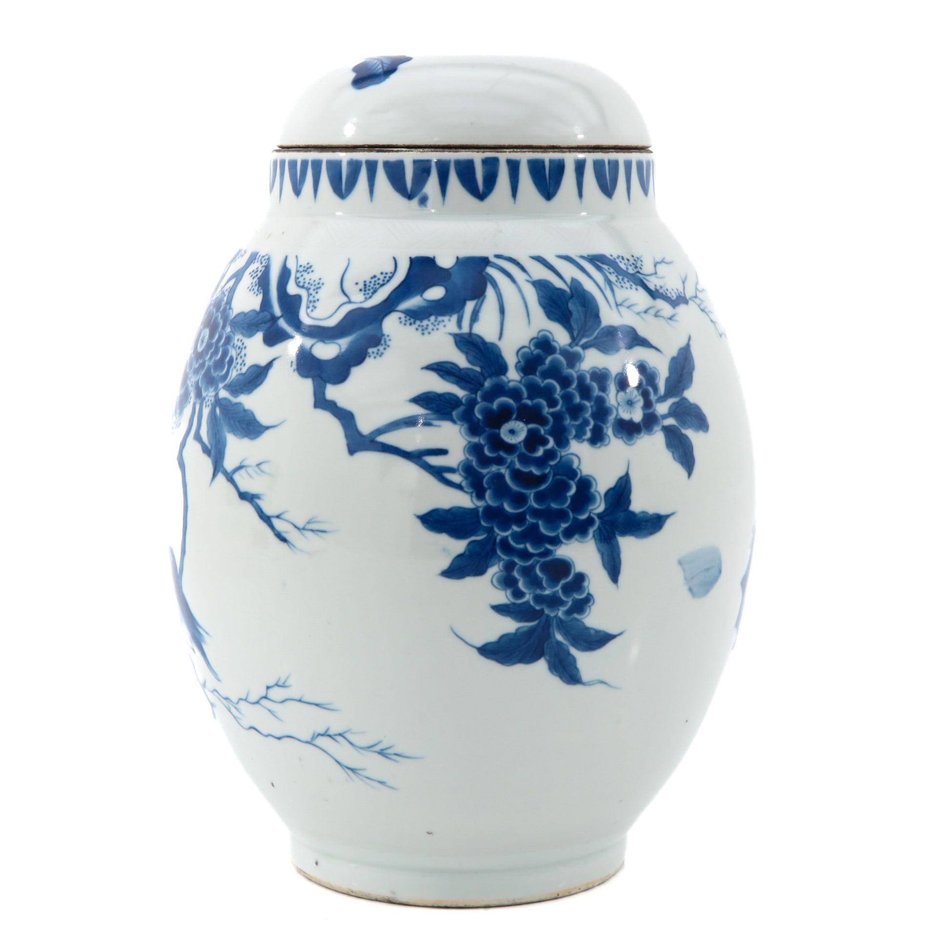 A Blue and White Jar with Cover - Image 2 of 9