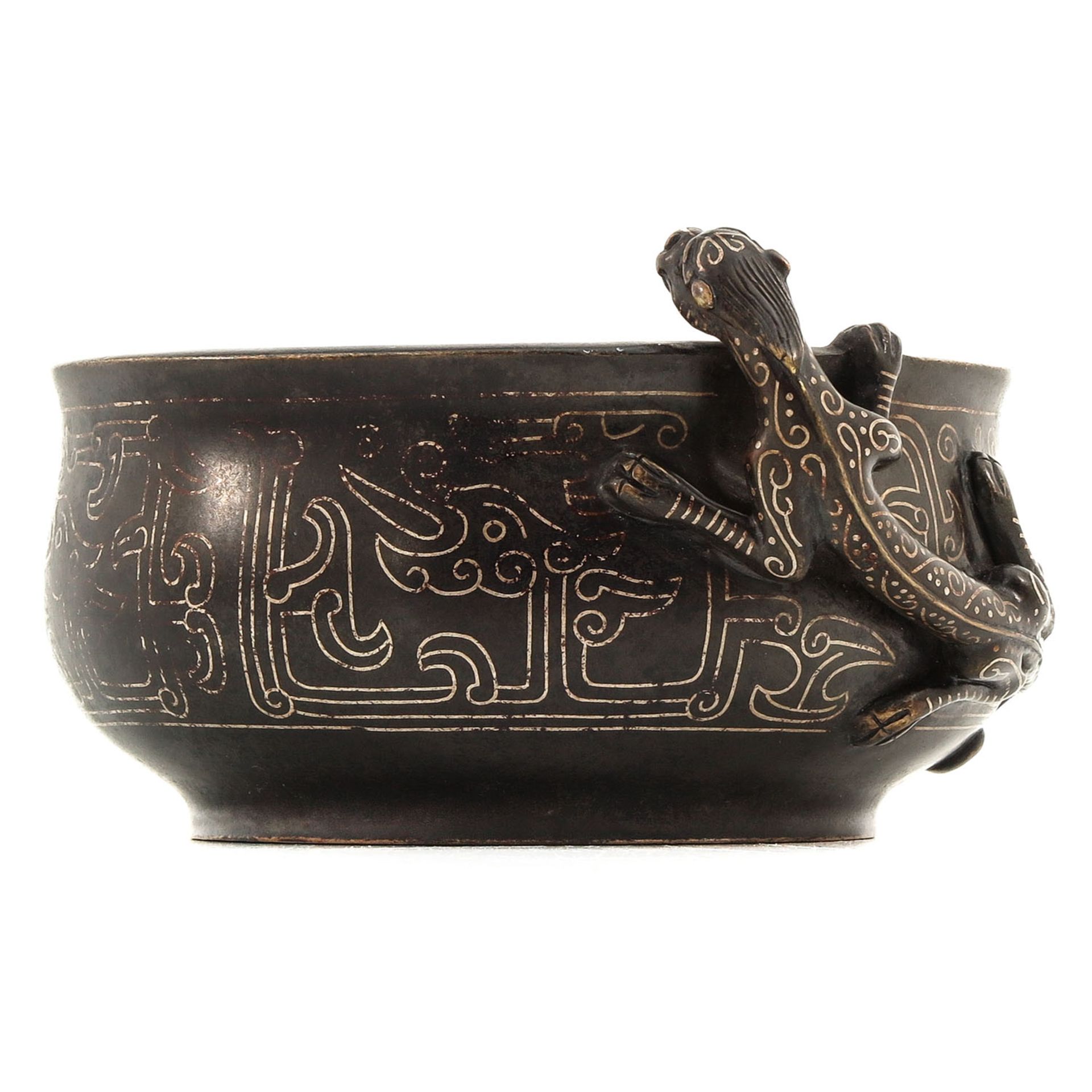 A Bronze Censer - Image 4 of 10