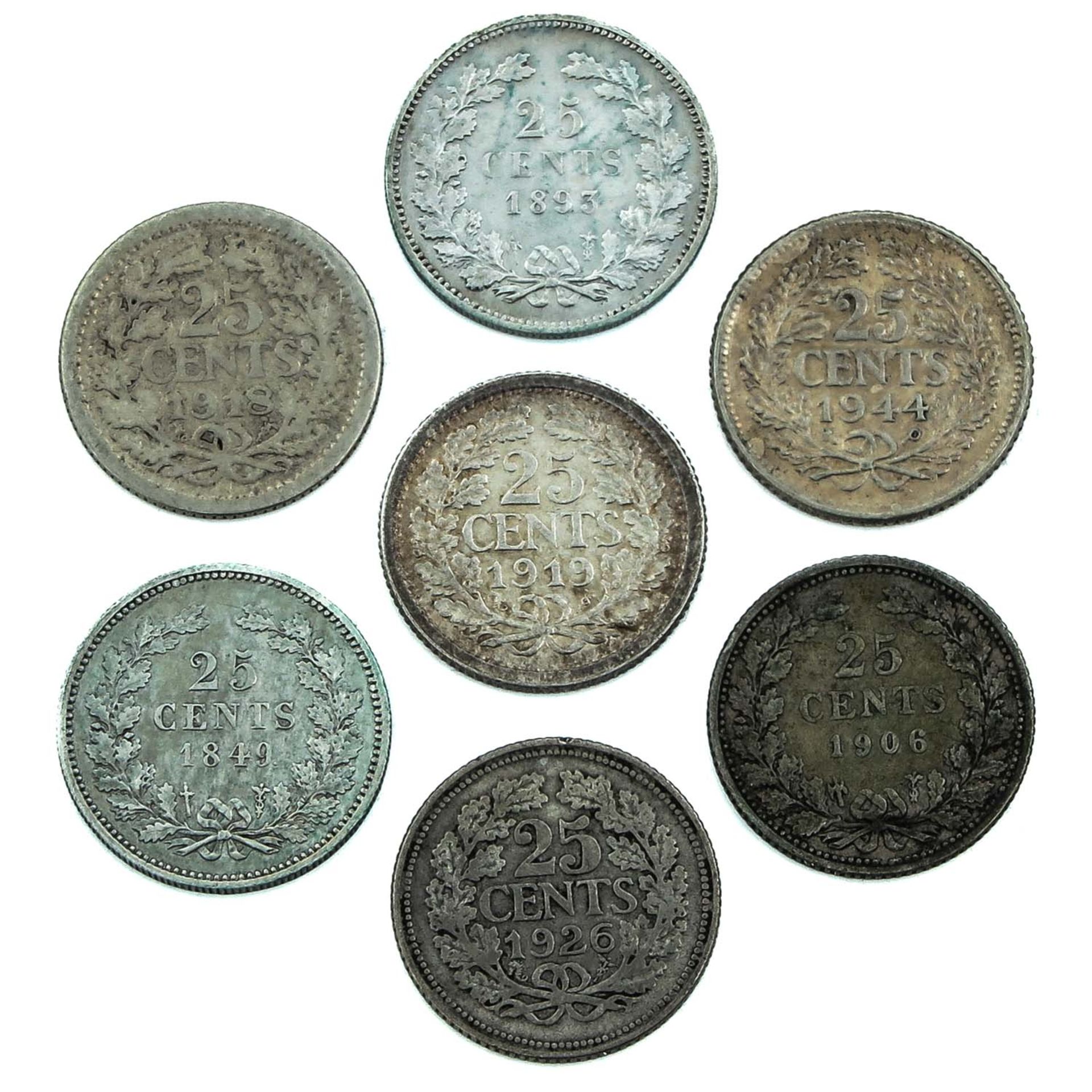 A Collection of over 50 Coins - Bild 8 aus 10