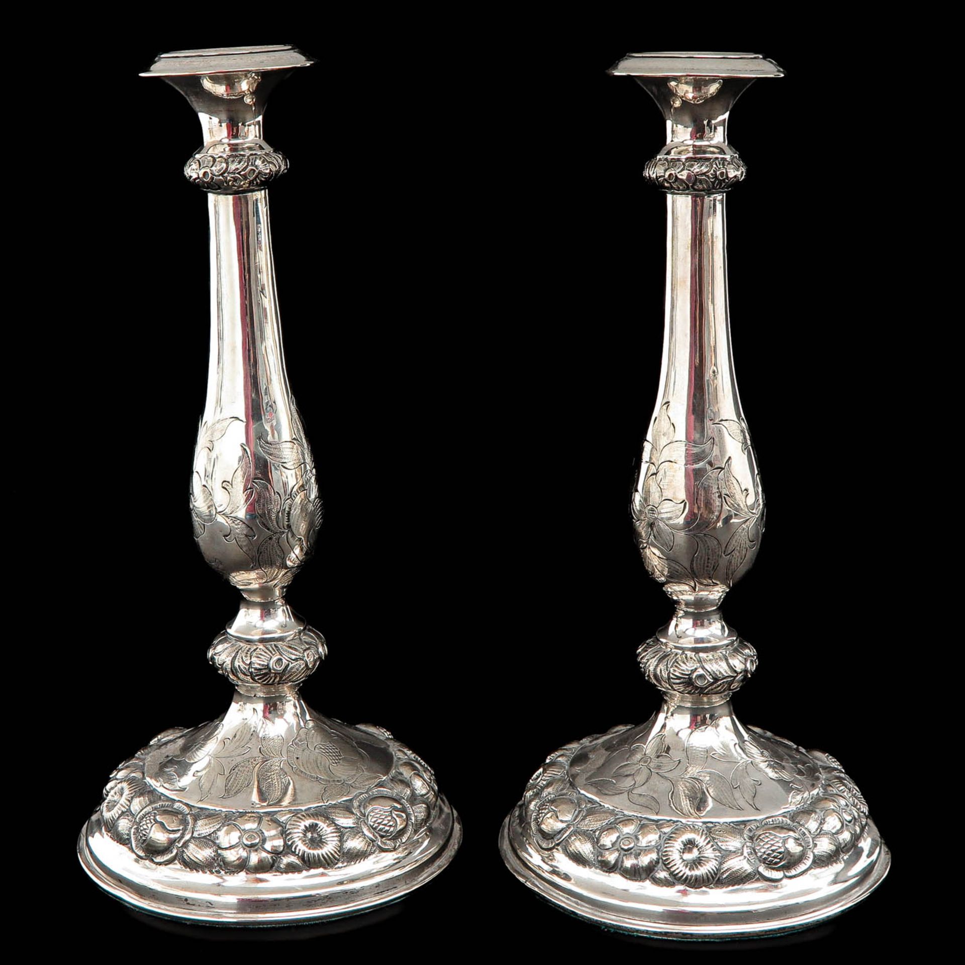 A Pair of Silver Candlesticks - Image 4 of 8