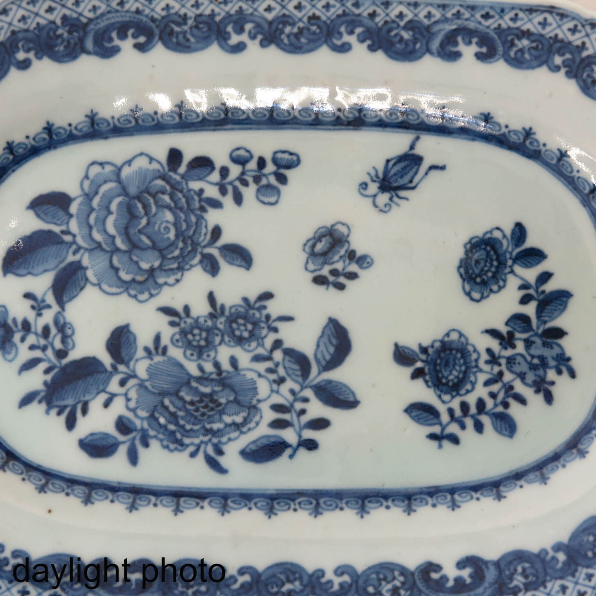 A Lot of 2 Blue and White Trays - Bild 10 aus 10