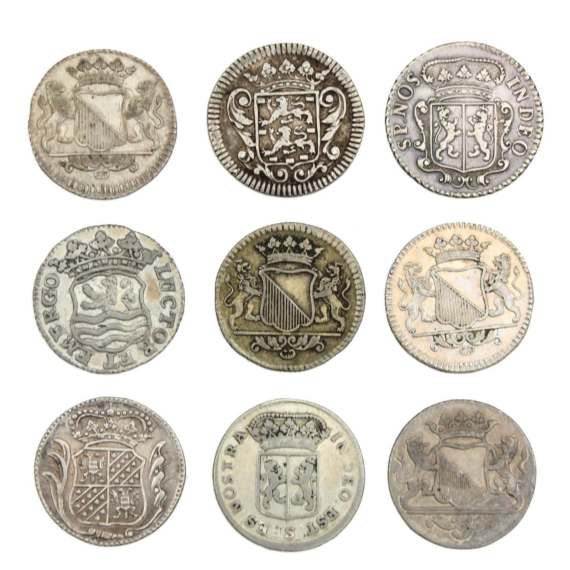 A Collection of 9 Coins - Bild 2 aus 10