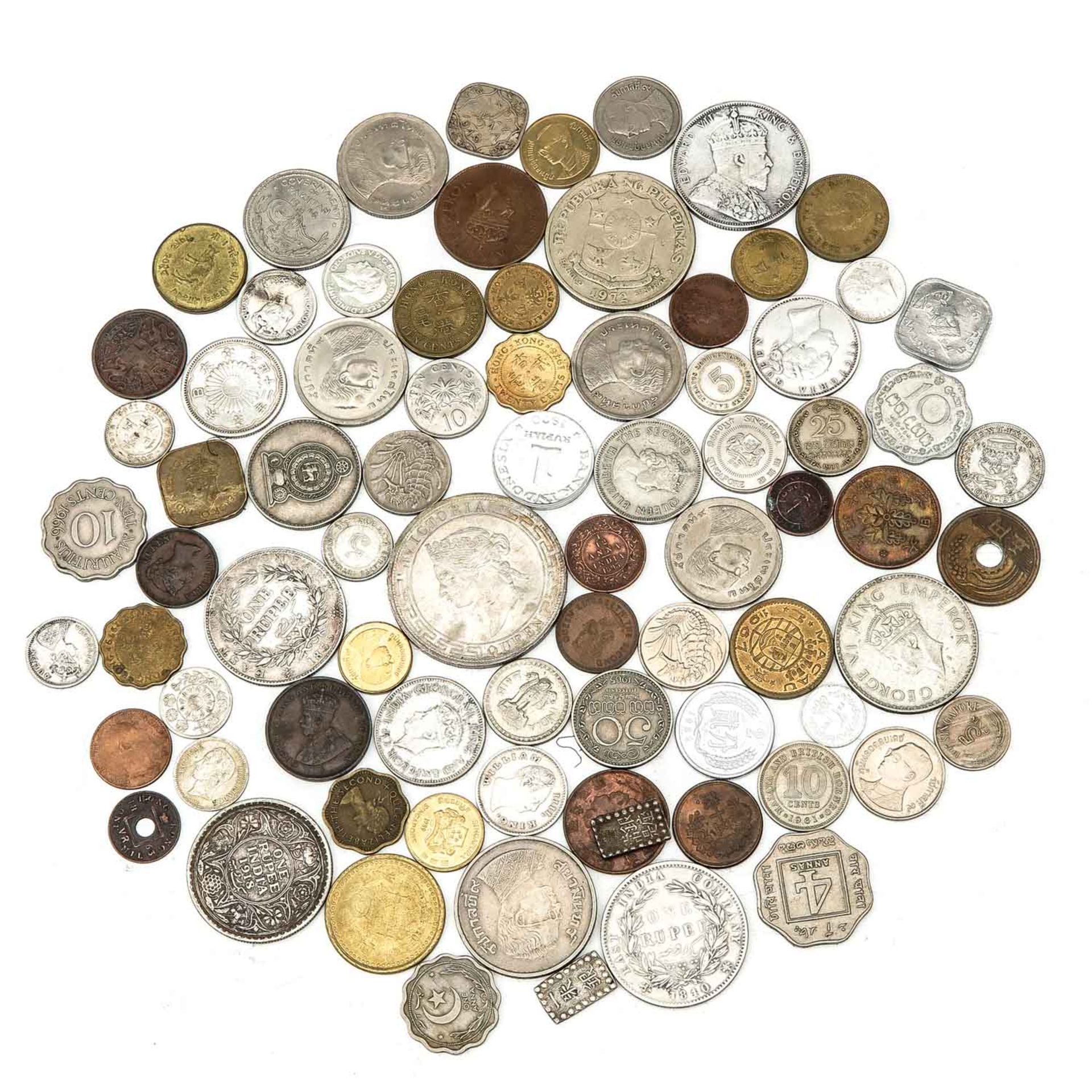 A Collection of Coins - Image 5 of 10