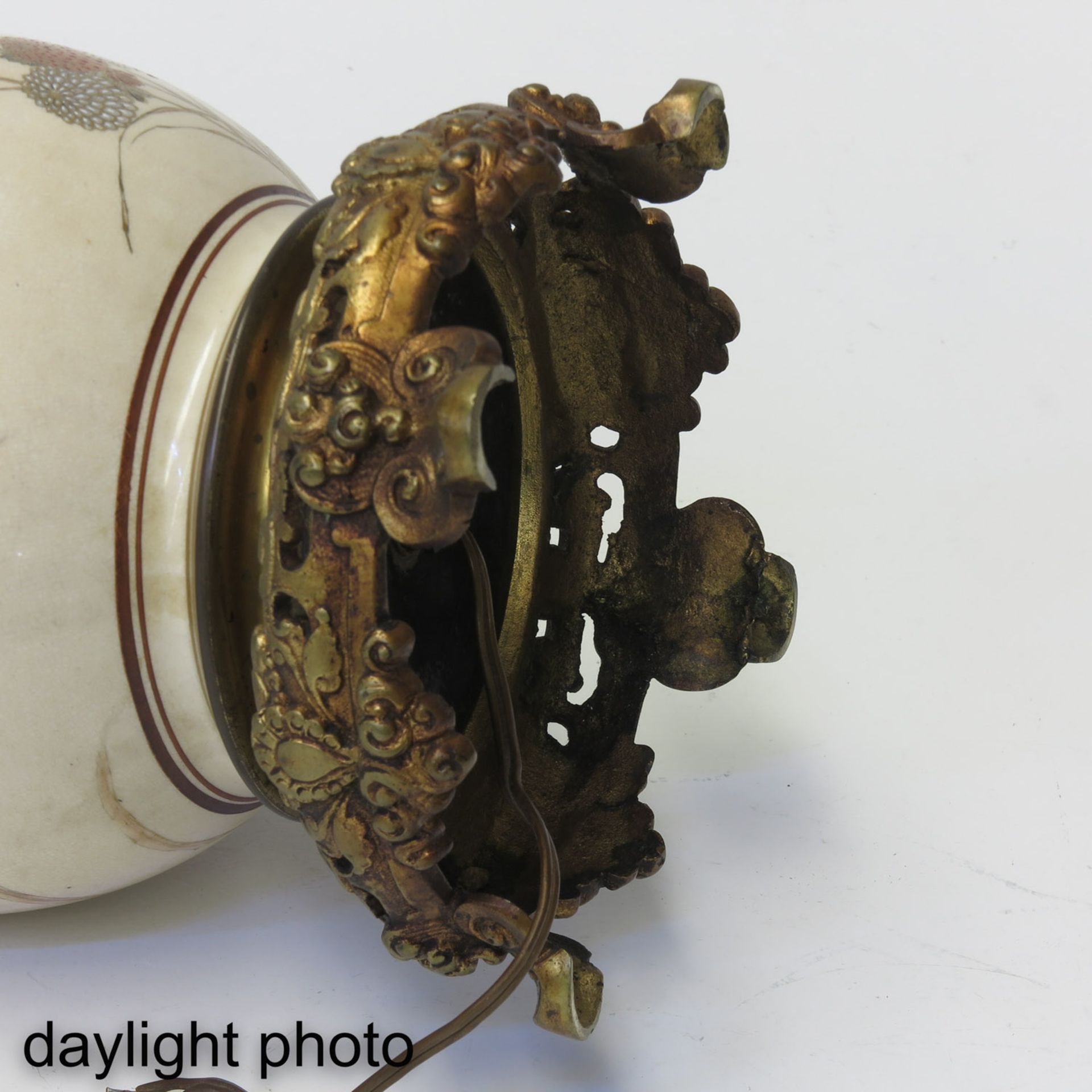 A Pair of Satsuma Lamps - Image 8 of 9