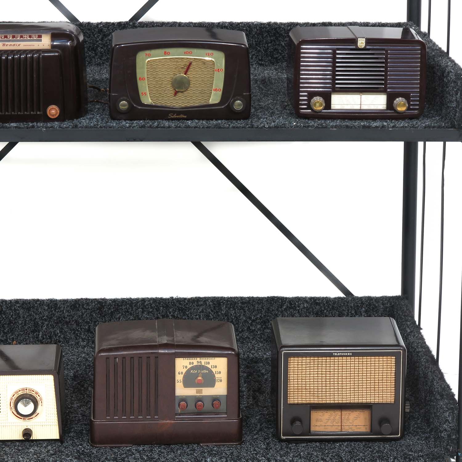 A Collection of 11 Vintage Radios - Image 4 of 6