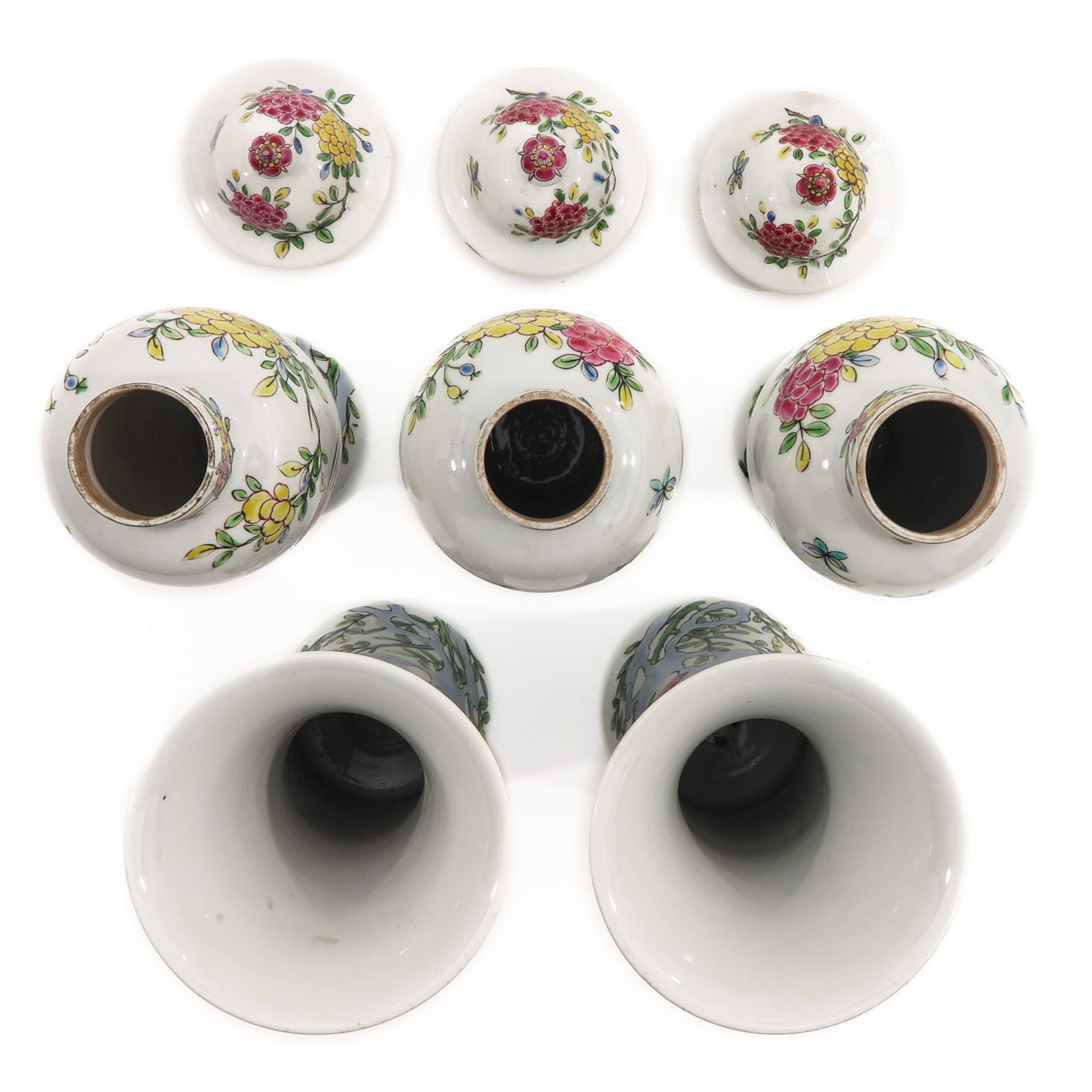 A 5 Piece Famille Rose Garniture Set - Image 5 of 9