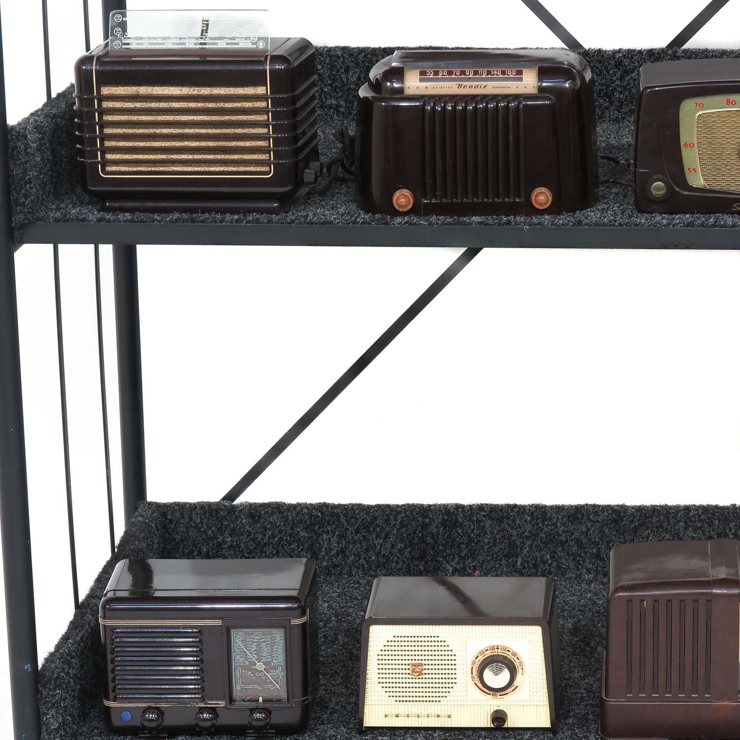 A Collection of 11 Vintage Radios - Image 5 of 6