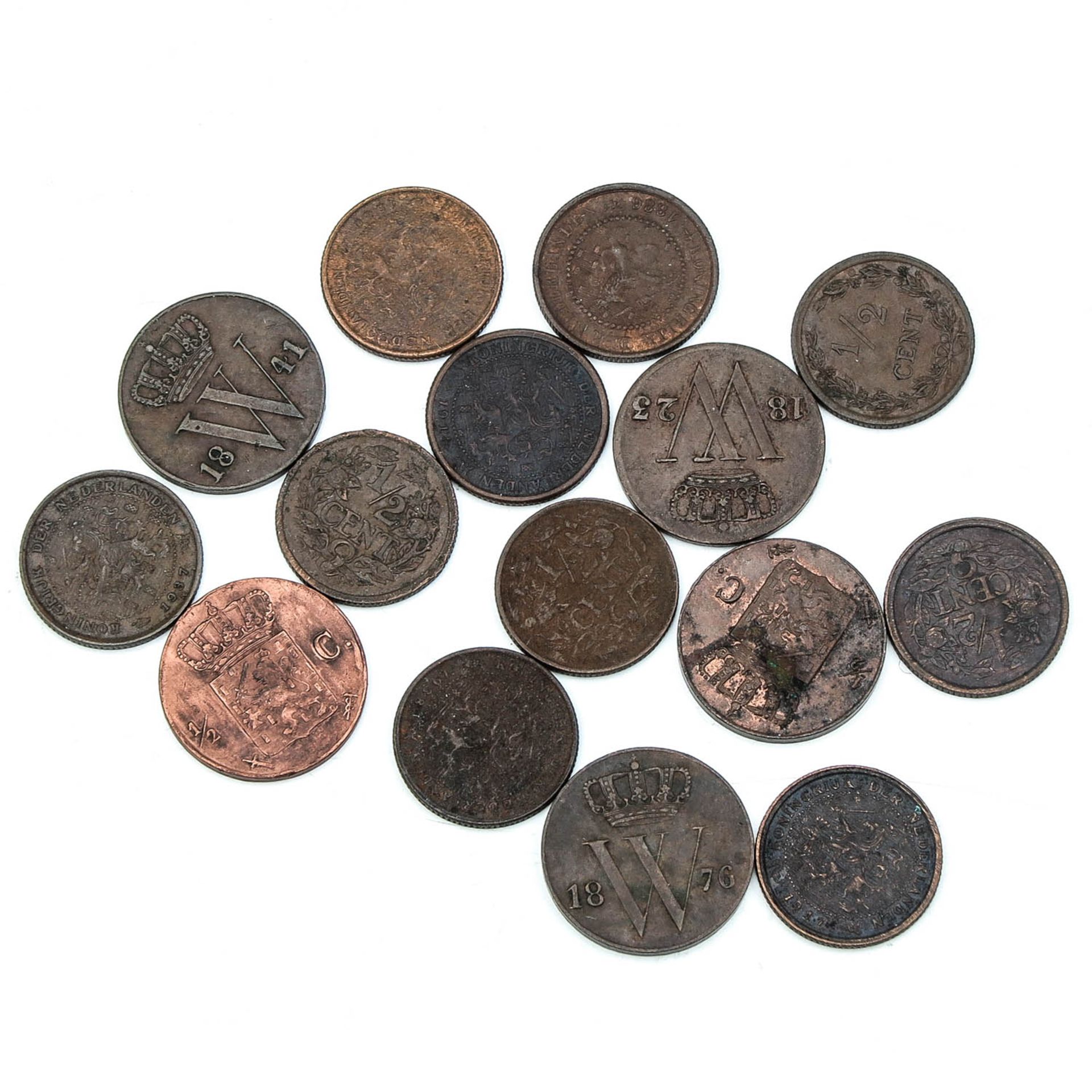 A Collection of over 130 Coins - Bild 5 aus 10