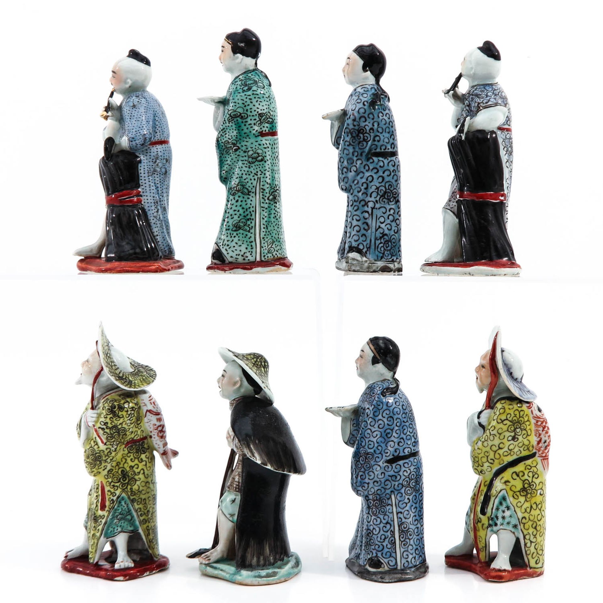 A Collection of 8 Chinese Sculptures - Bild 2 aus 10